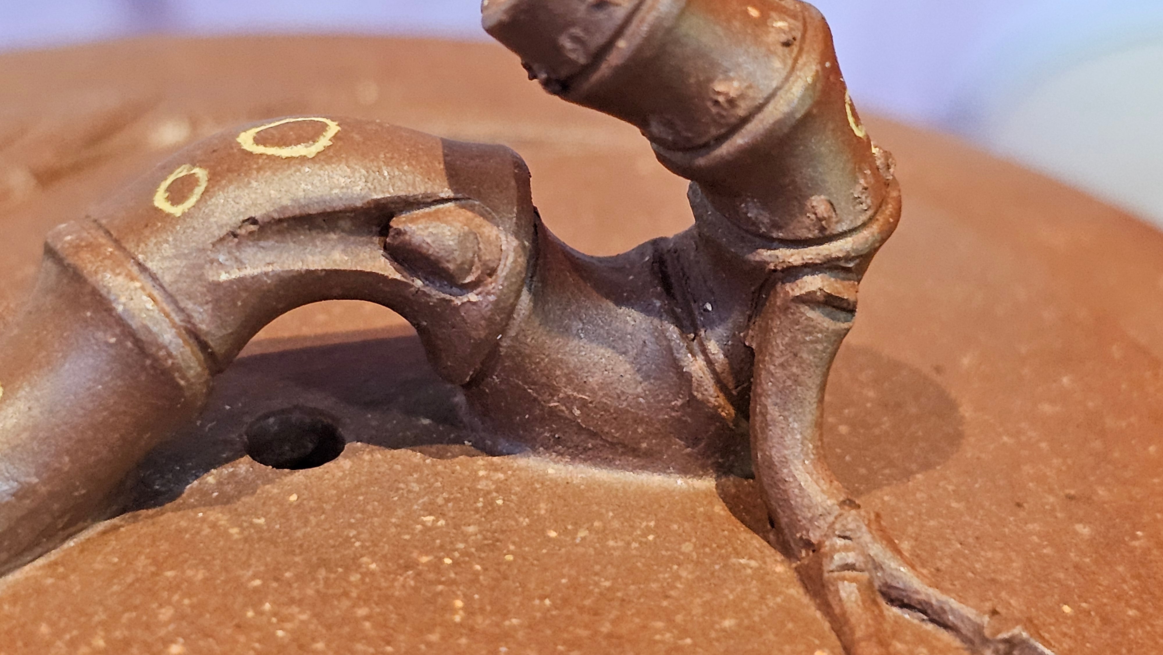 《湘妃竹段》"Xiang Fei Zhu Duan", 238.3ml, Di Cao Qing Zi Ni with Duan Ni Clay embellishments for the characteristic "Xiang Fei Bamboo" Patterns, by L4 Assoc Master Yu Chun Lei 俞春雷 ~!Congratulations to Ms S.M.! 1558hrs 4th Sept 2025, Velden! The Netherlands🇳🇱.