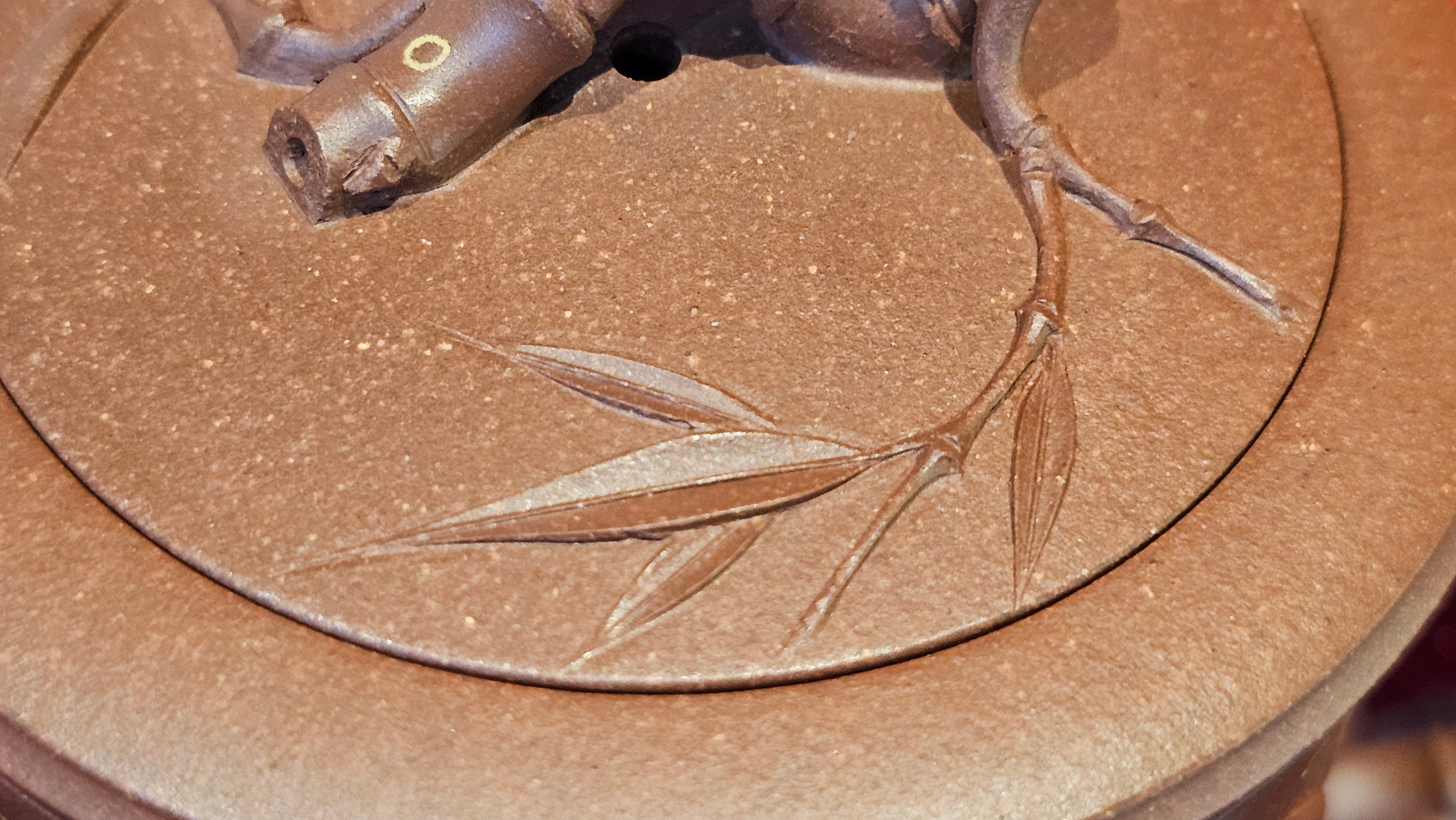 《湘妃竹段》"Xiang Fei Zhu Duan", 238.3ml, Di Cao Qing Zi Ni with Duan Ni Clay embellishments for the characteristic "Xiang Fei Bamboo" Patterns, by L4 Assoc Master Yu Chun Lei 俞春雷 ~!Congratulations to Ms S.M.! 1558hrs 4th Sept 2025, Velden! The Netherlands🇳🇱.