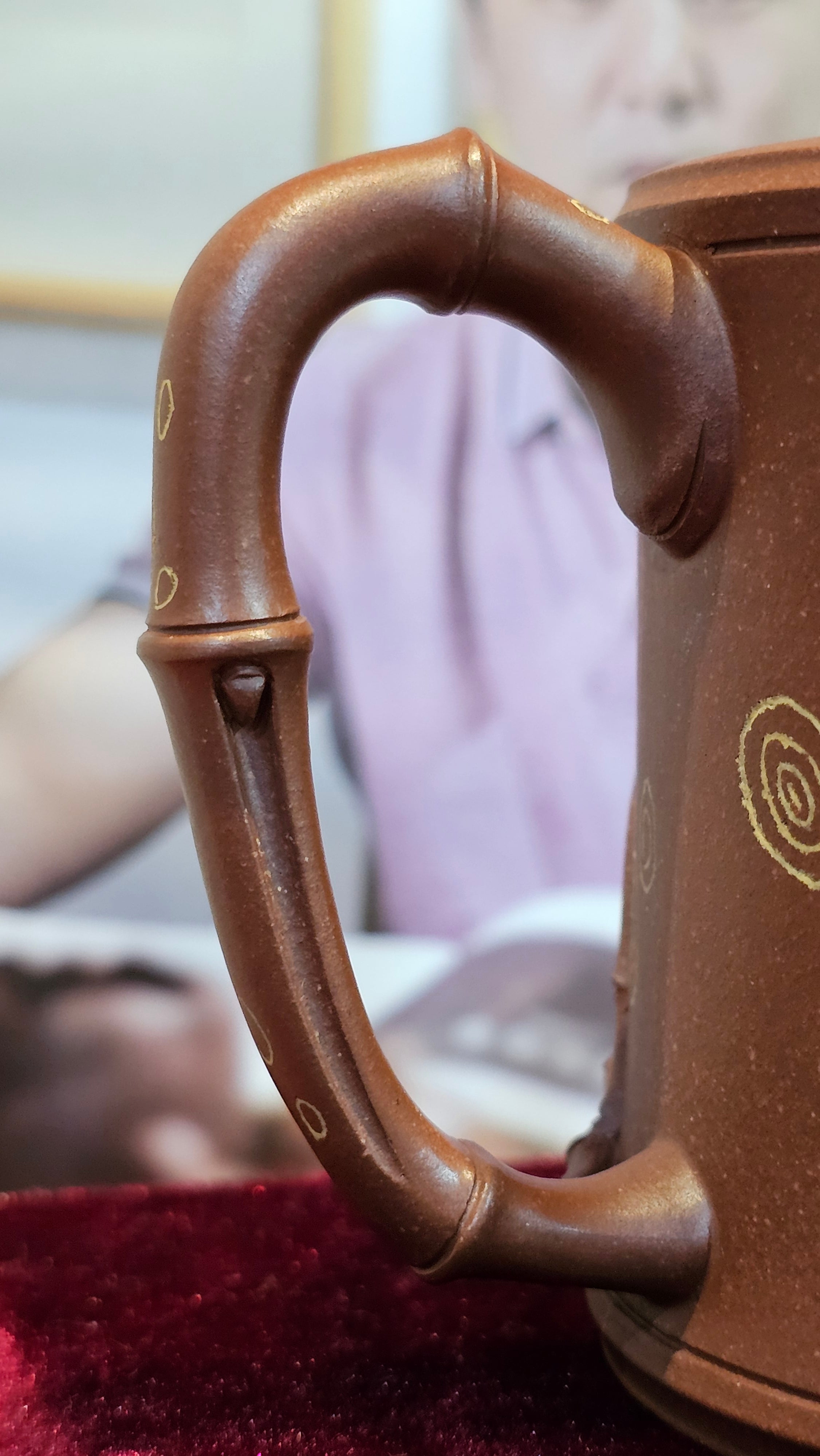 《湘妃竹段》"Xiang Fei Zhu Duan", 238.3ml, Di Cao Qing Zi Ni with Duan Ni Clay embellishments for the characteristic "Xiang Fei Bamboo" Patterns, by L4 Assoc Master Yu Chun Lei 俞春雷 ~!Congratulations to Ms S.M.! 1558hrs 4th Sept 2025, Velden! The Netherlands🇳🇱.