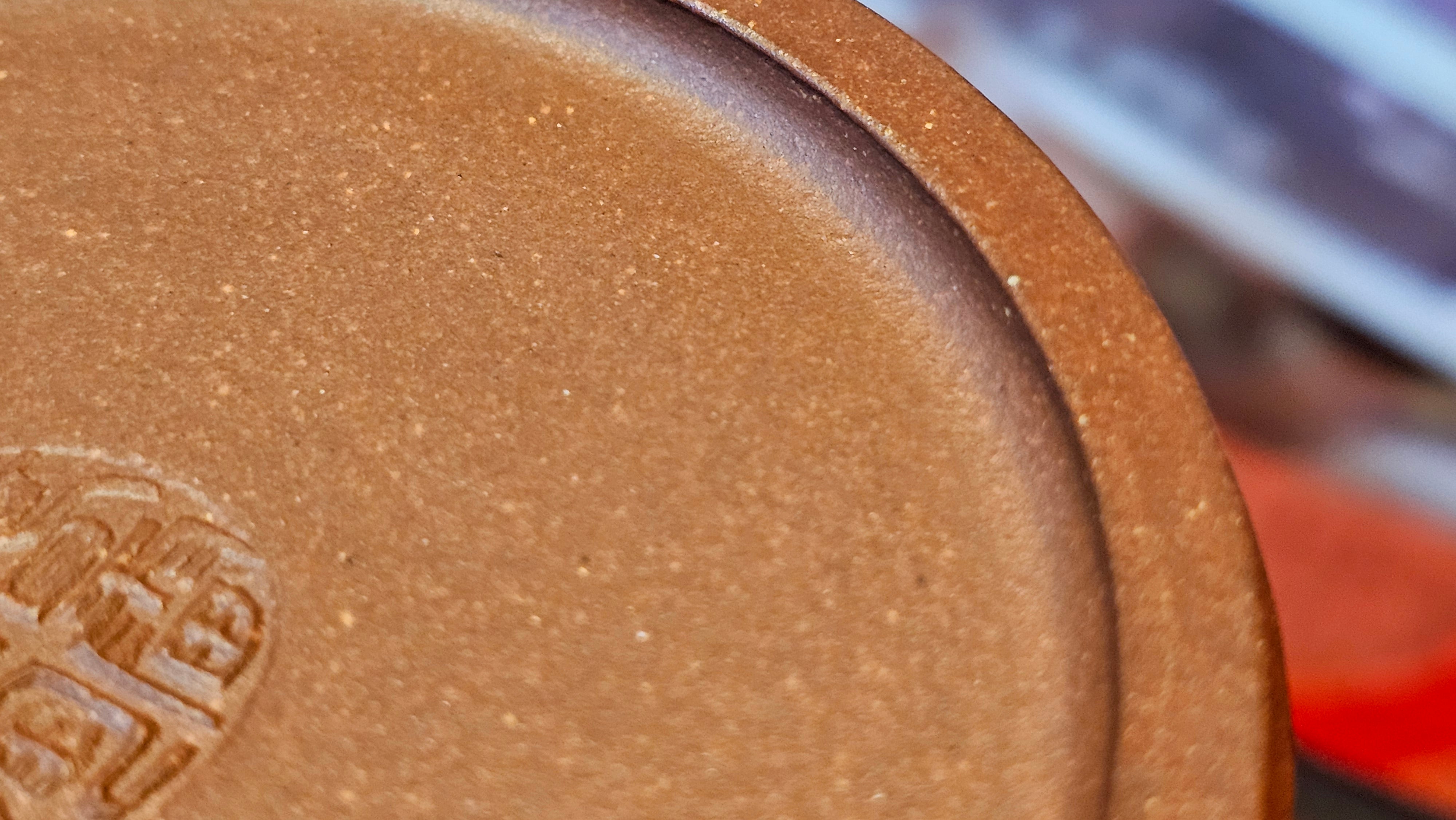 《湘妃竹段》"Xiang Fei Zhu Duan", 238.3ml, Di Cao Qing Zi Ni with Duan Ni Clay embellishments for the characteristic "Xiang Fei Bamboo" Patterns, by L4 Assoc Master Yu Chun Lei 俞春雷 ~!Congratulations to Ms S.M.! 1558hrs 4th Sept 2025, Velden! The Netherlands🇳🇱.