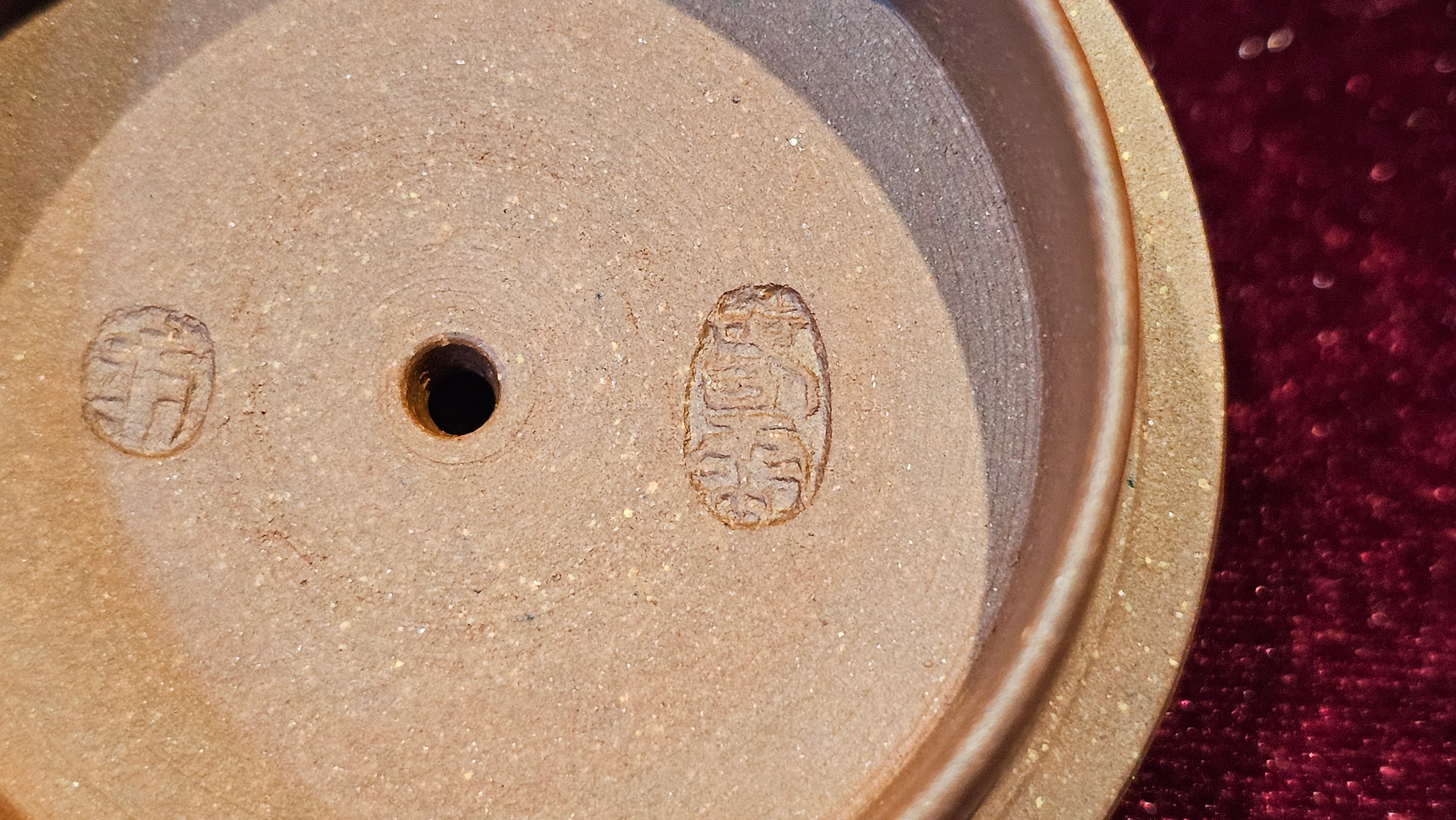 《湘妃竹段》"Xiang Fei Zhu Duan", 238.3ml, Di Cao Qing Zi Ni with Duan Ni Clay embellishments for the characteristic "Xiang Fei Bamboo" Patterns, by L4 Assoc Master Yu Chun Lei 俞春雷 ~!Congratulations to Ms S.M.! 1558hrs 4th Sept 2025, Velden! The Netherlands🇳🇱.