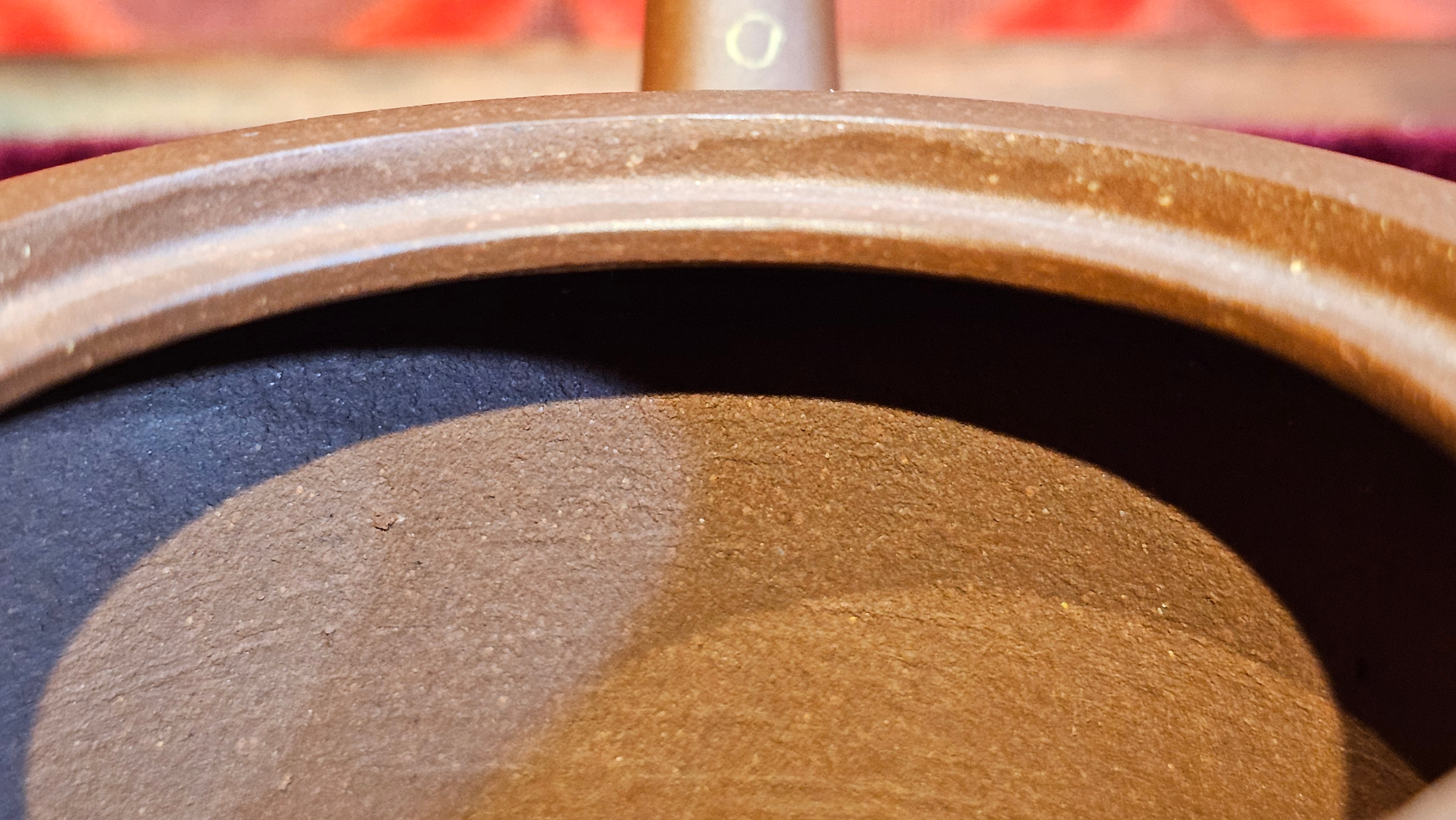 《湘妃竹段》"Xiang Fei Zhu Duan", 238.3ml, Di Cao Qing Zi Ni with Duan Ni Clay embellishments for the characteristic "Xiang Fei Bamboo" Patterns, by L4 Assoc Master Yu Chun Lei 俞春雷 ~!Congratulations to Ms S.M.! 1558hrs 4th Sept 2025, Velden! The Netherlands🇳🇱.