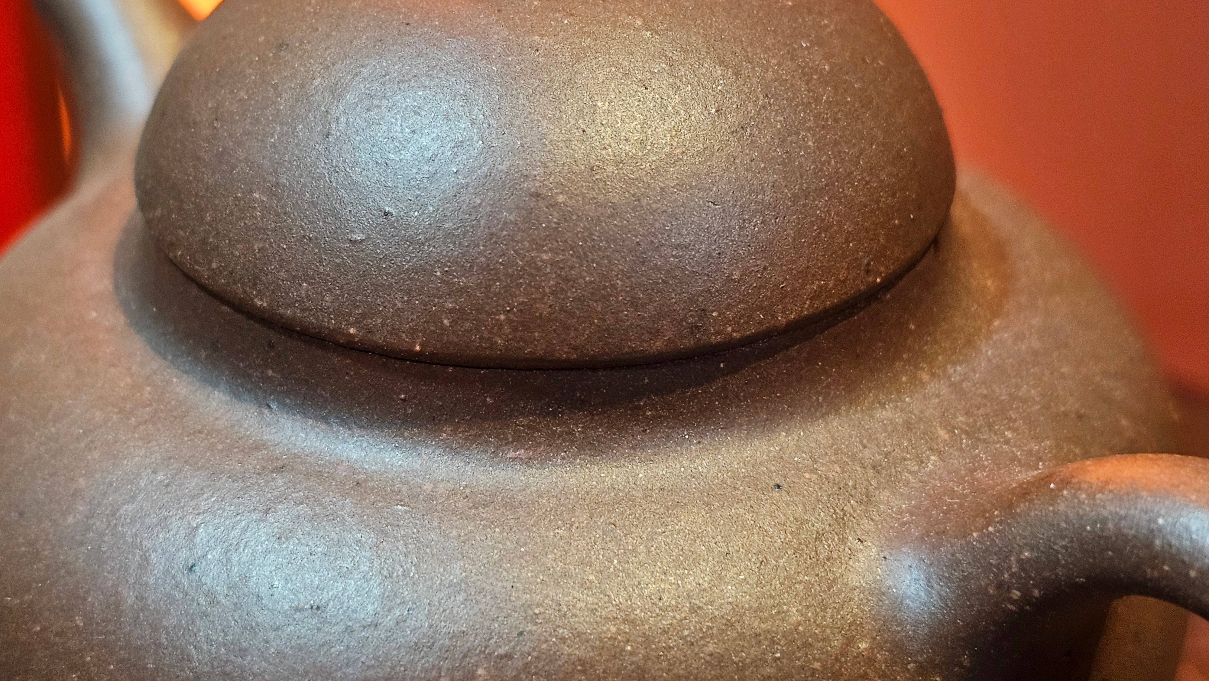 Gao Pan 高番, 136.3ml (very well-weighted bottom, stable!), Zi Ni (Low Sieve Count) 紫泥(低目数), by our Craftsman Fan Xiao Zhi 范小智 ~ Congratulations to Mr M.S.! 1805hrs 5th Sept 2025, Southbury! CT!