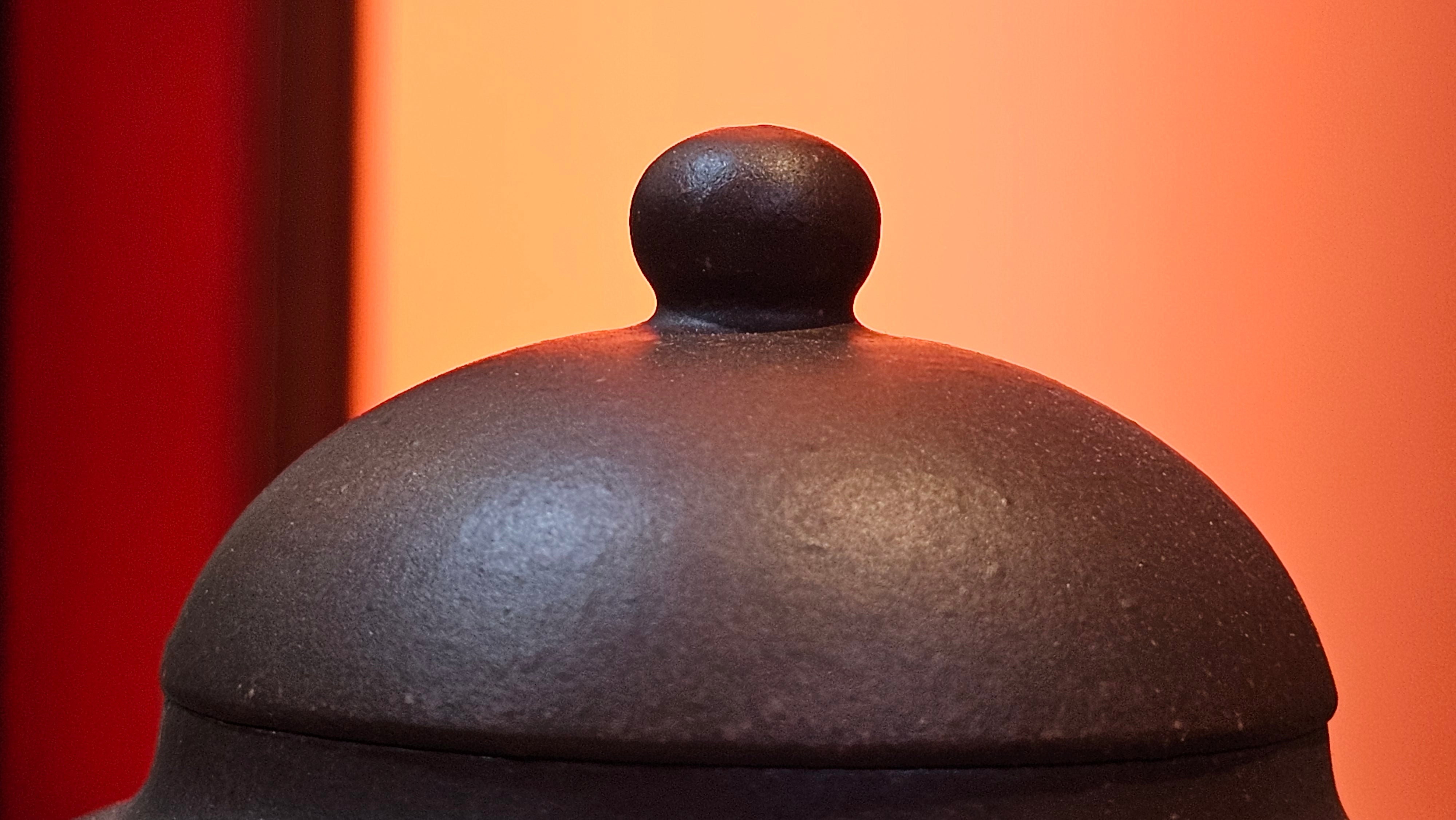 Gao Pan 高番, 136.3ml (very well-weighted bottom, stable!), Zi Ni (Low Sieve Count) 紫泥(低目数), by our Craftsman Fan Xiao Zhi 范小智 ~ Congratulations to Mr M.S.! 1805hrs 5th Sept 2025, Southbury! CT!