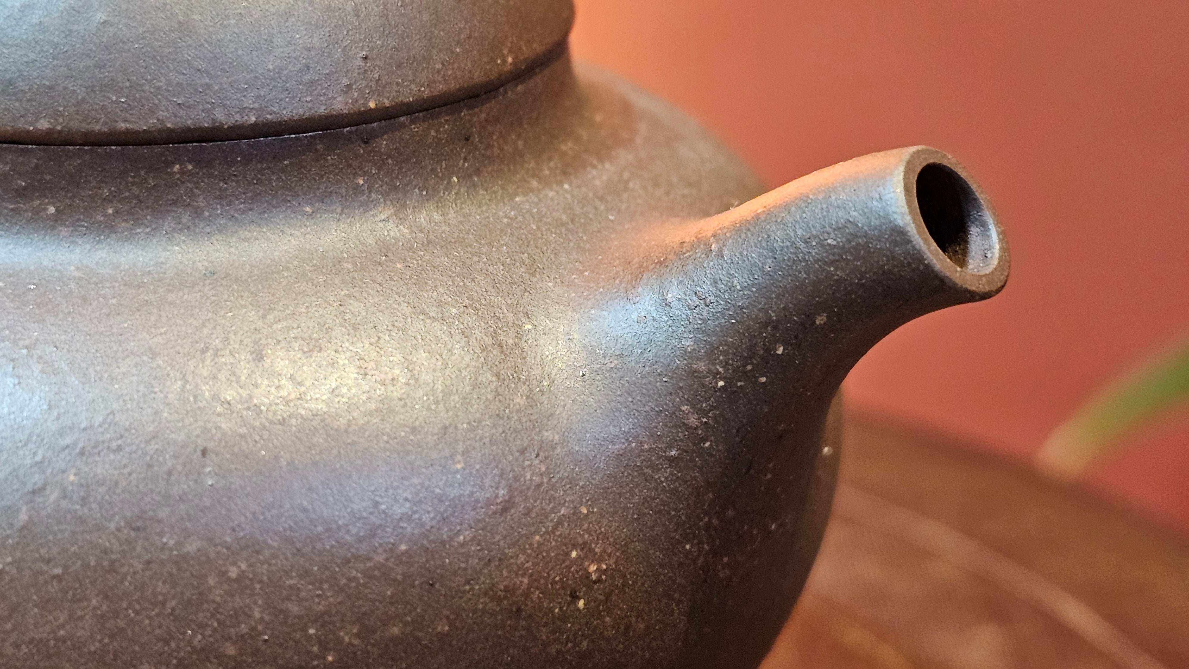 Gao Pan 高番, 136.3ml (very well-weighted bottom, stable!), Zi Ni (Low Sieve Count) 紫泥(低目数), by our Craftsman Fan Xiao Zhi 范小智 ~ Congratulations to Mr M.S.! 1805hrs 5th Sept 2025, Southbury! CT!