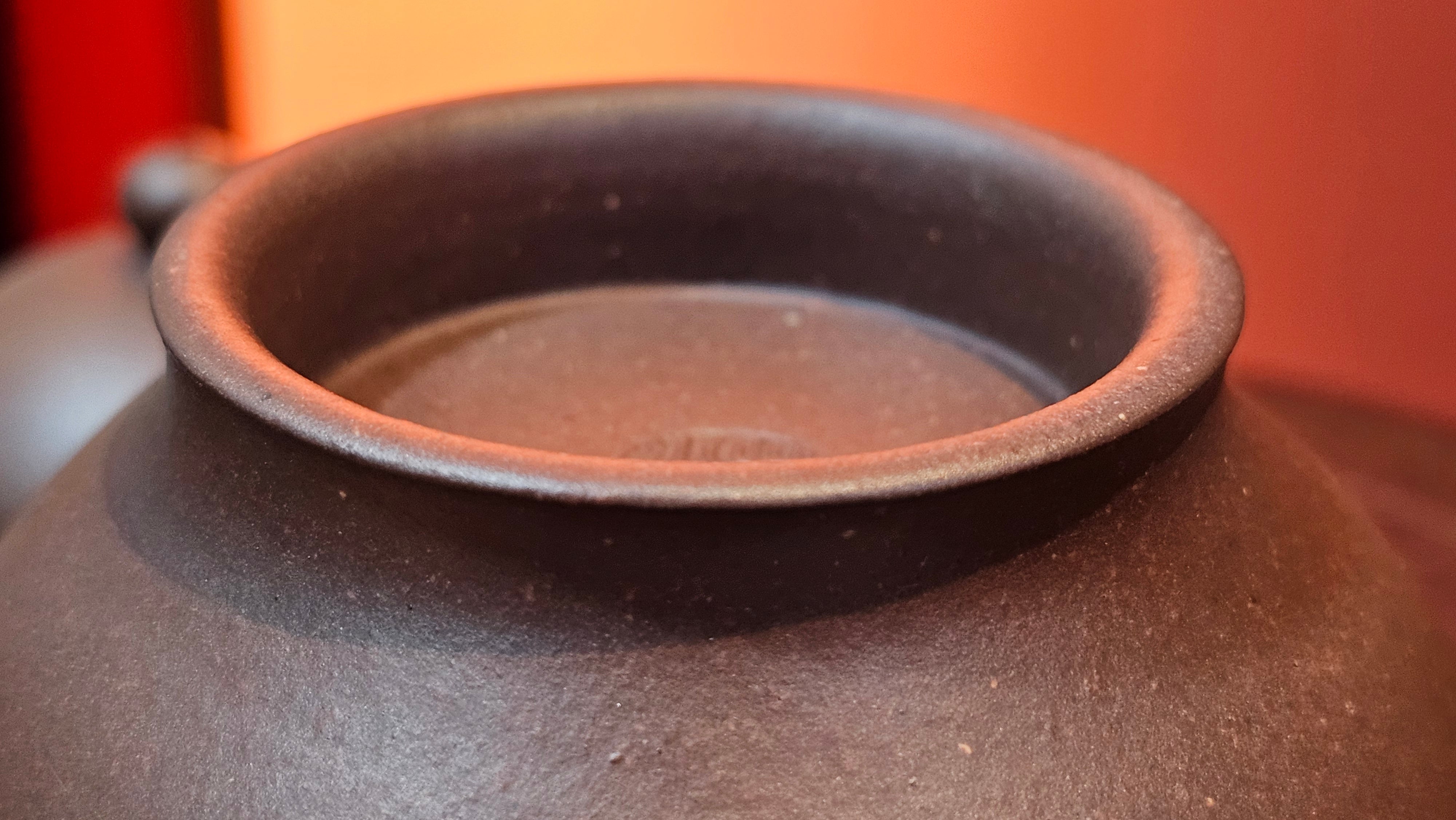 Gao Pan 高番, 136.3ml (very well-weighted bottom, stable!), Zi Ni (Low Sieve Count) 紫泥(低目数), by our Craftsman Fan Xiao Zhi 范小智 ~ Congratulations to Mr M.S.! 1805hrs 5th Sept 2025, Southbury! CT!