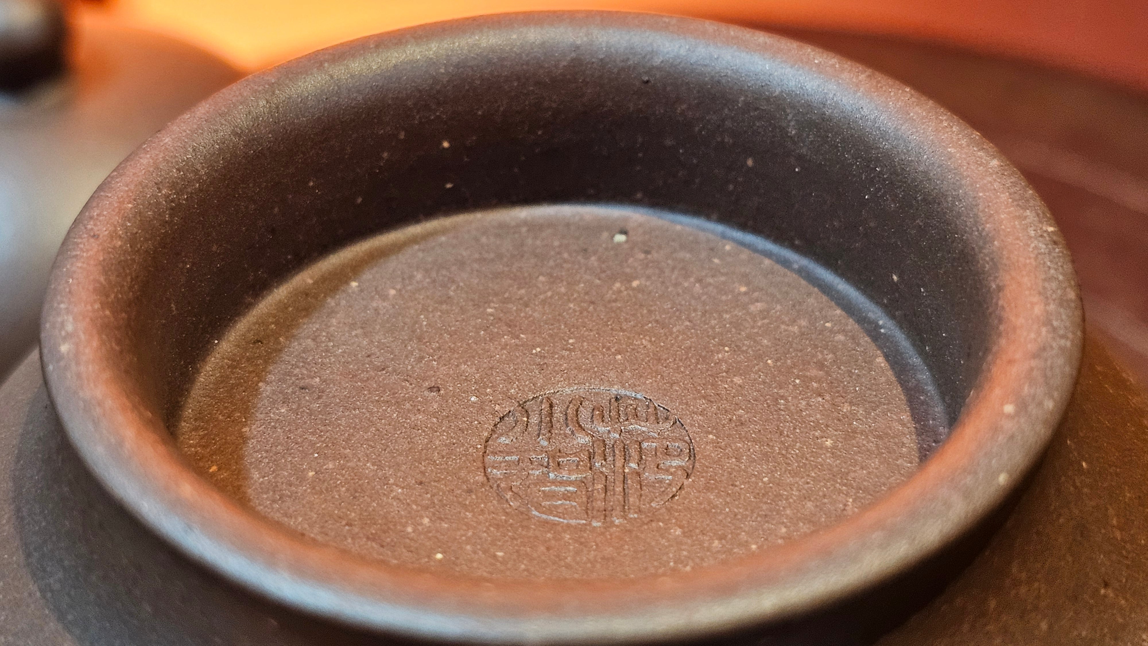 Gao Pan 高番, 136.3ml (very well-weighted bottom, stable!), Zi Ni (Low Sieve Count) 紫泥(低目数), by our Craftsman Fan Xiao Zhi 范小智 ~ Congratulations to Mr M.S.! 1805hrs 5th Sept 2025, Southbury! CT!