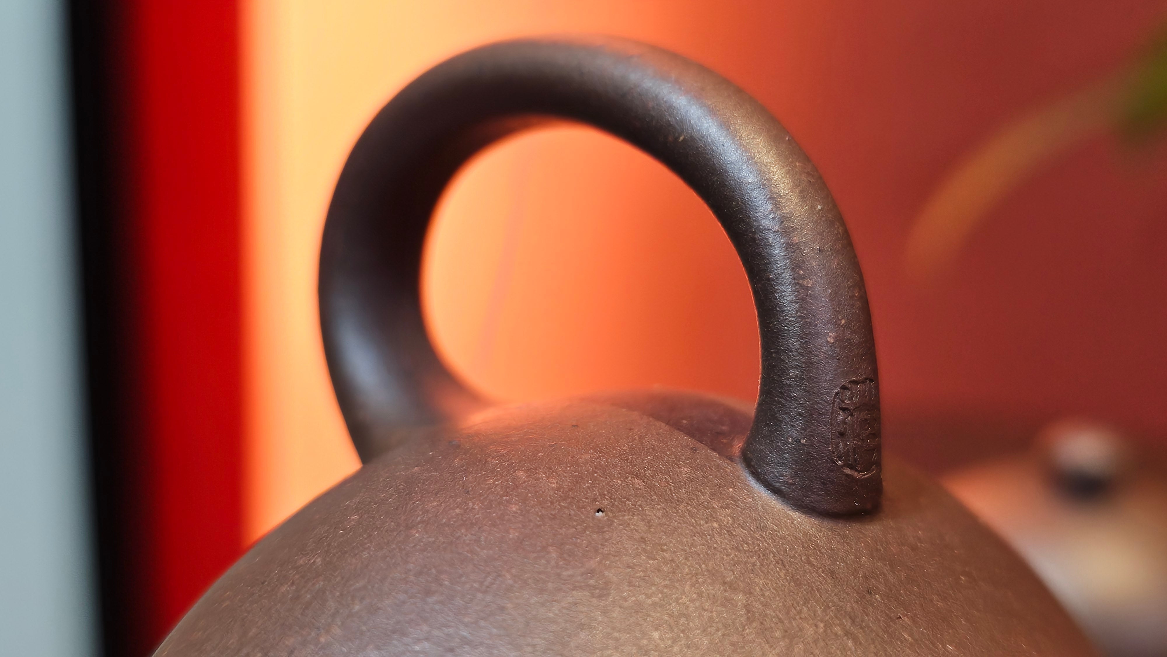 Gao Pan 高番, 136.3ml (very well-weighted bottom, stable!), Zi Ni (Low Sieve Count) 紫泥(低目数), by our Craftsman Fan Xiao Zhi 范小智 ~ Congratulations to Mr M.S.! 1805hrs 5th Sept 2025, Southbury! CT!