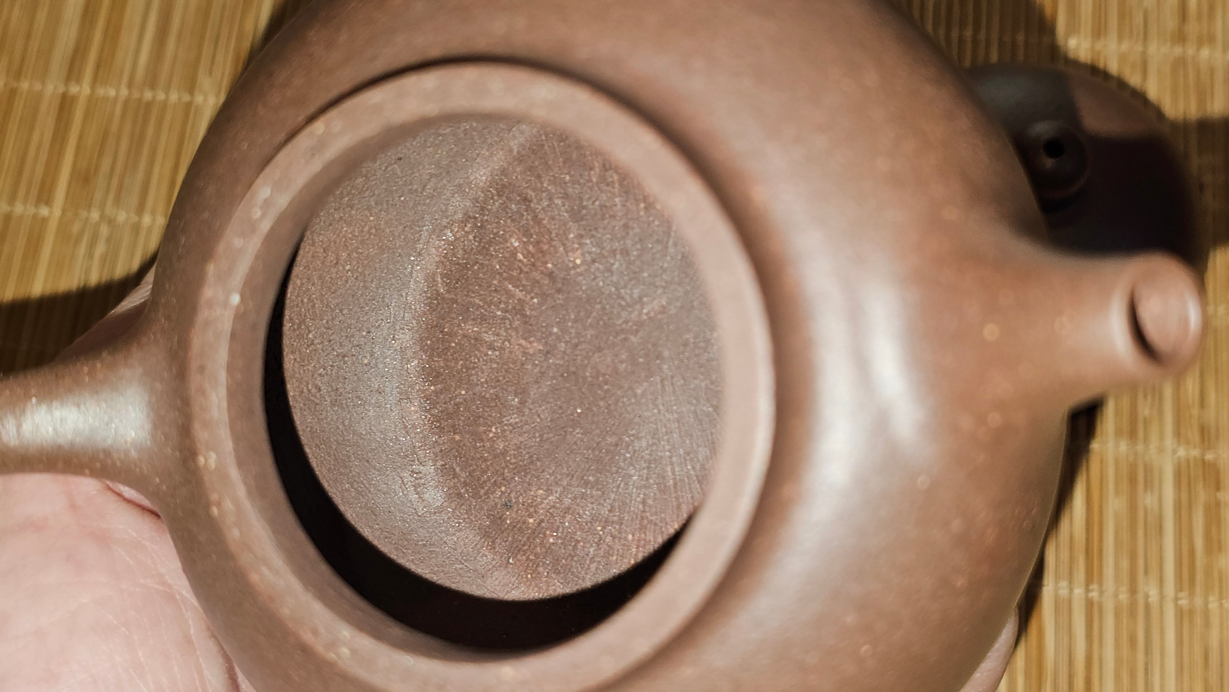 Gao Pan 高番, 136.3ml (very well-weighted bottom, stable!), Zi Ni (Low Sieve Count) 紫泥(低目数), by our Craftsman Fan Xiao Zhi 范小智 ~ Congratulations to Mr M.S.! 1805hrs 5th Sept 2025, Southbury! CT!