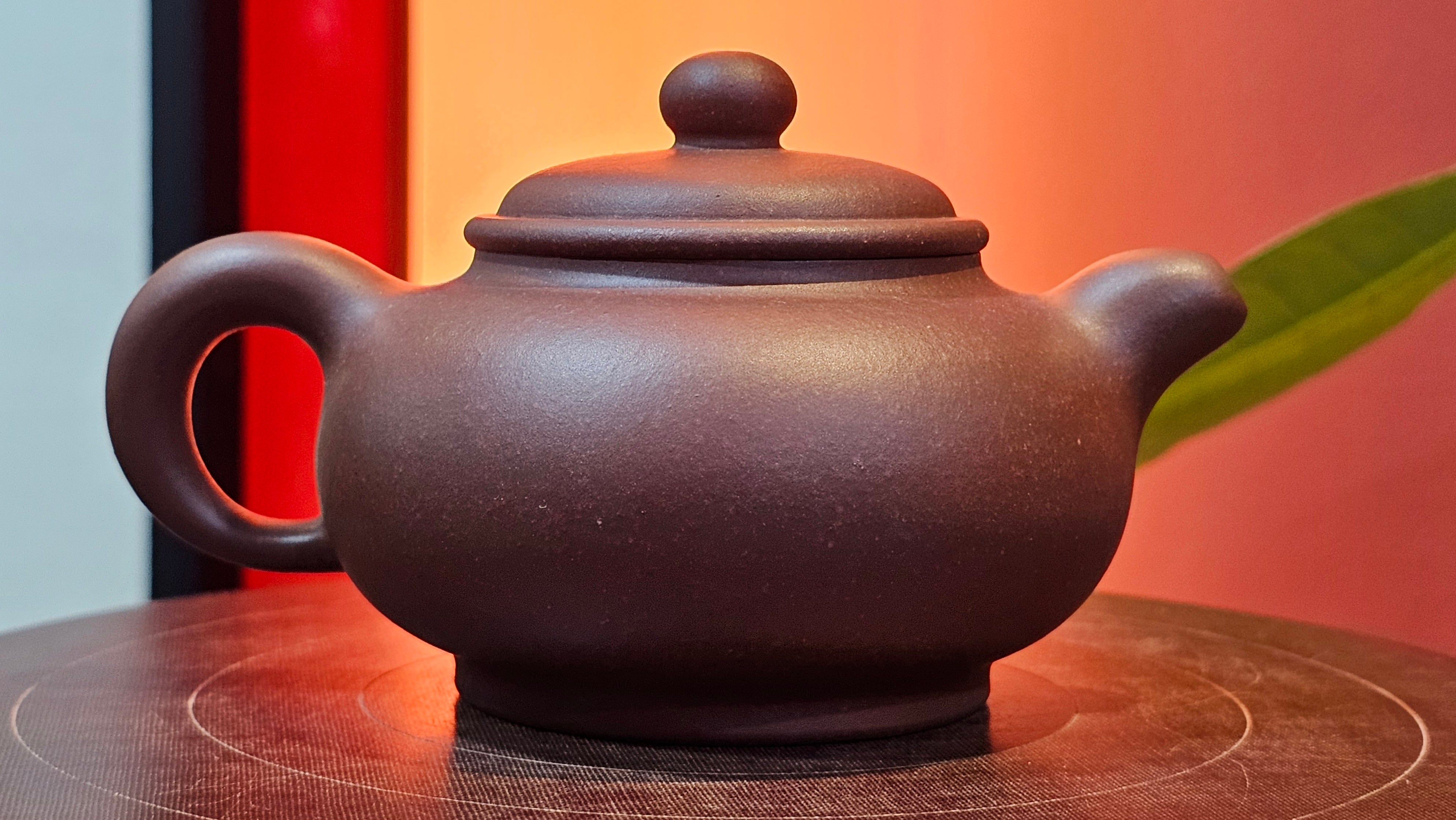 Xuan Zhu Hu 玄珠壶, 141.6ml, Zi Ni 紫泥, by our Craftsman Fan Xiao Zhi 范小智 ~ Congratulations!to Mr B.H.S.! 2005hrs 8th Sept 2025, Jakarta! Indonesia🇮🇩!