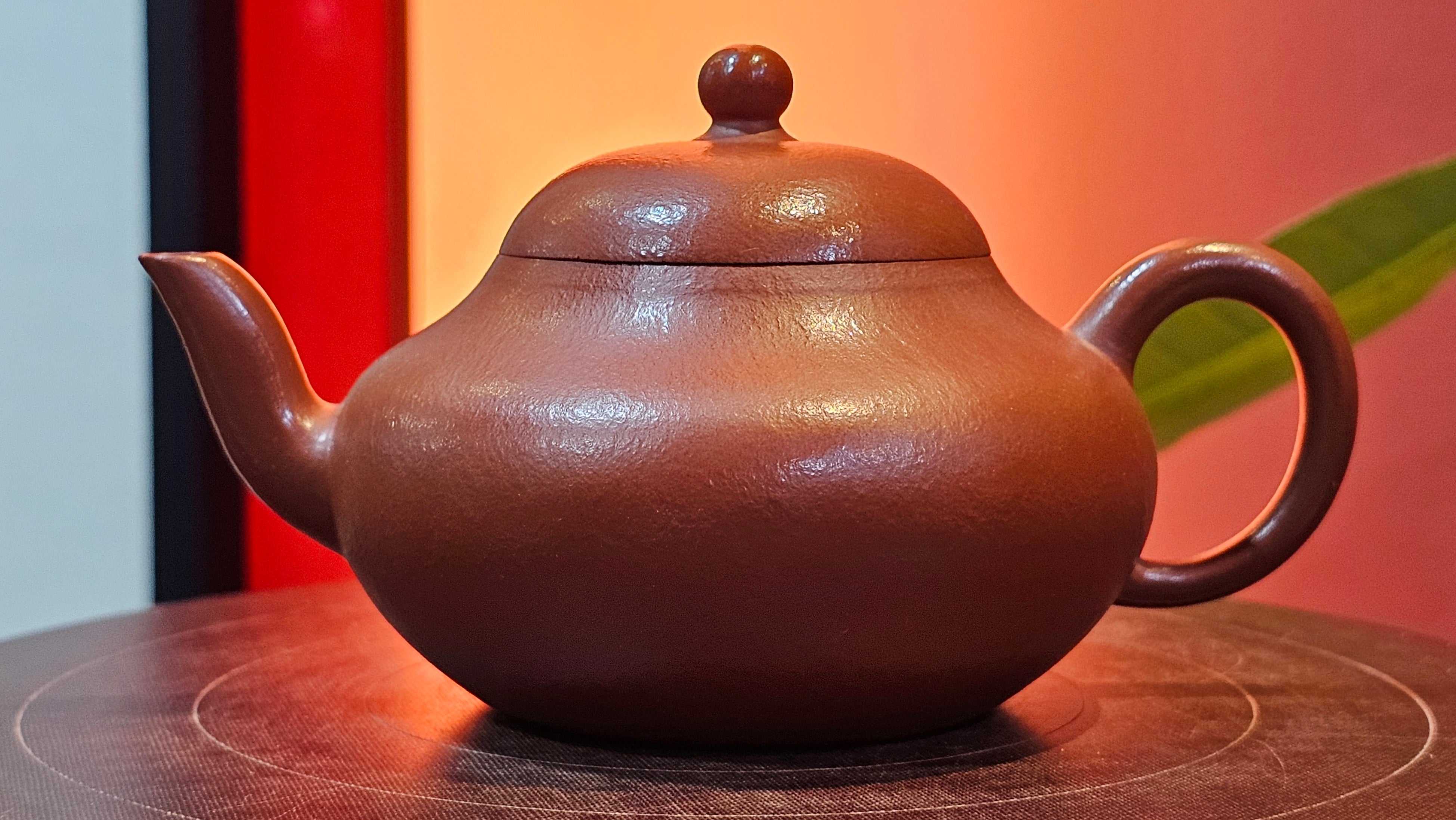 Li Xing 梨形, 151.8ml, Xiao Mei Yao Zhu Ni 小煤窑朱泥 by Craftsman Zhai Yi Yao 翟一耀 ~!Congratulations to Mr K.S.! 0052hrs 10th Sept 2025, Greenville, SC!