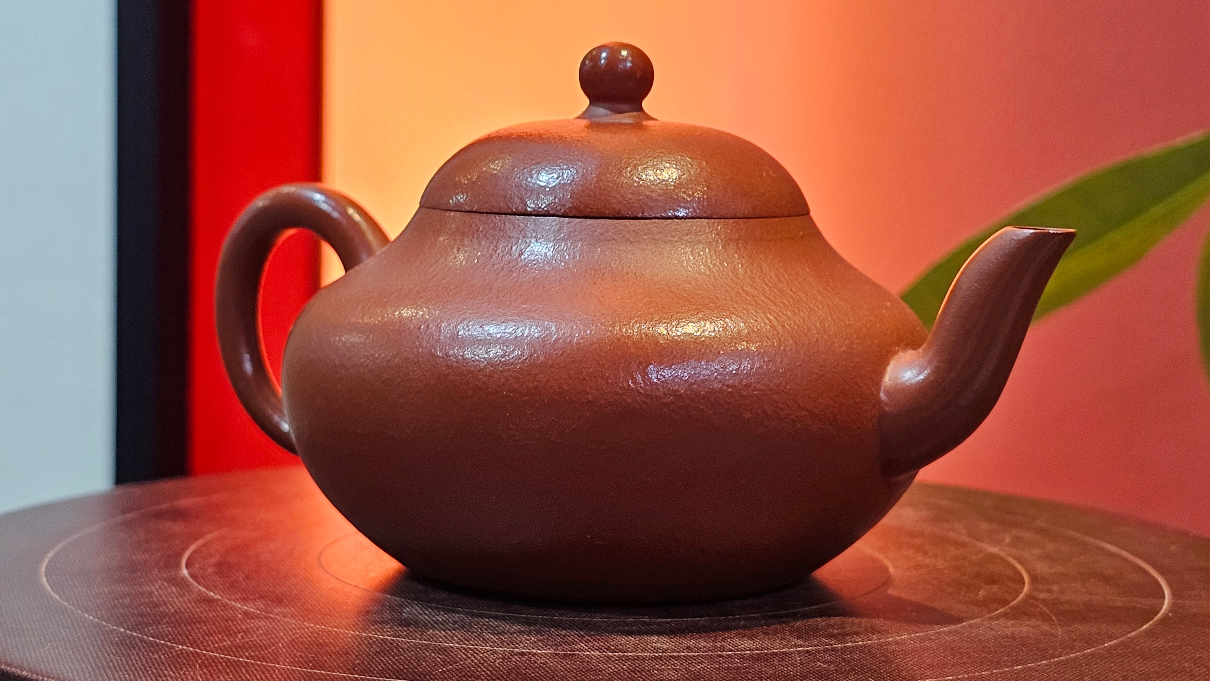 Li Xing 梨形, 151.8ml, Xiao Mei Yao Zhu Ni 小煤窑朱泥 by Craftsman Zhai Yi Yao 翟一耀 ~!Congratulations to Mr K.S.! 0052hrs 10th Sept 2025, Greenville, SC!