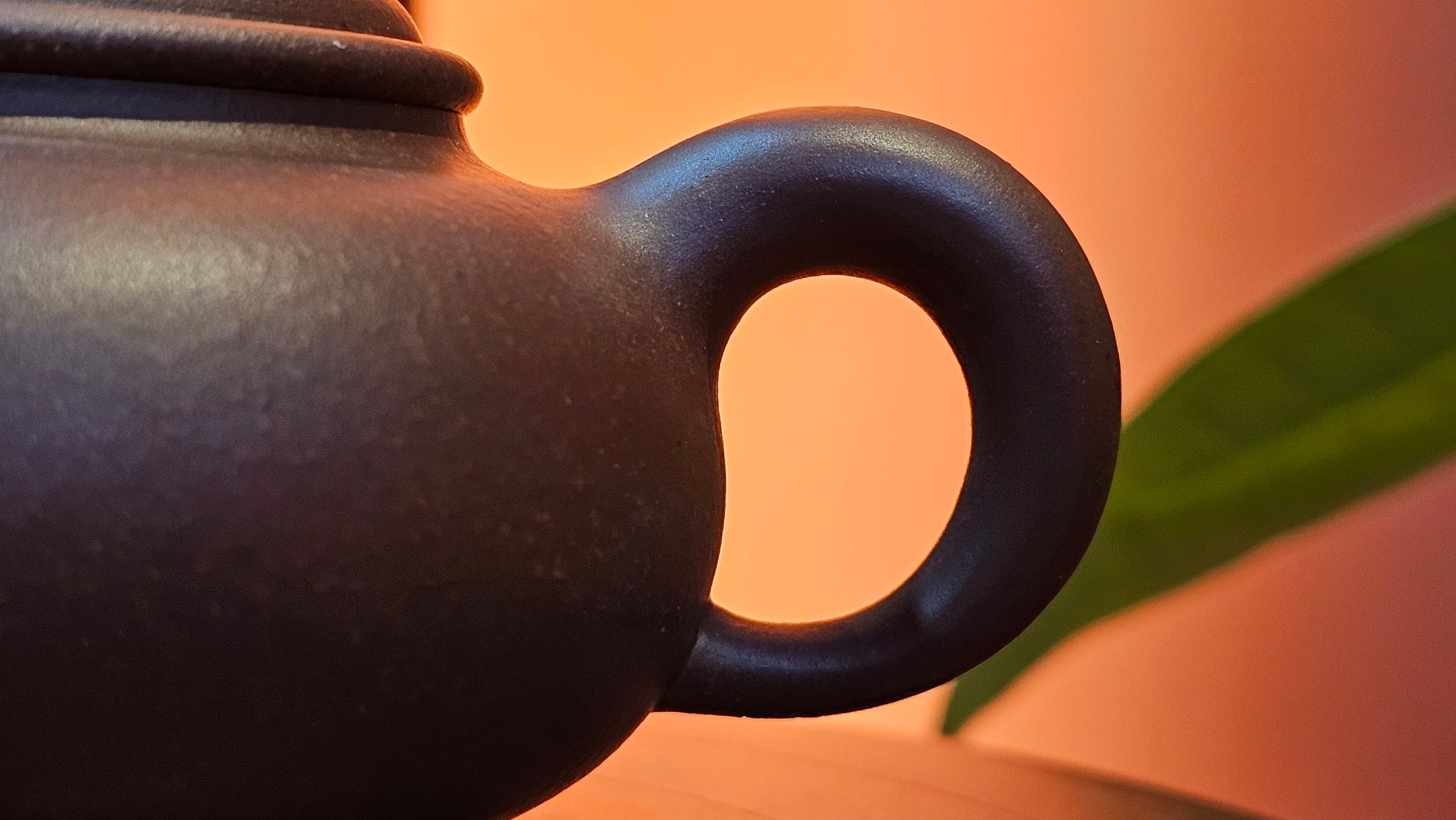 Xuan Zhu Hu 玄珠壶, 141.6ml, Zi Ni 紫泥, by our Craftsman Fan Xiao Zhi 范小智 ~ Congratulations!to Mr B.H.S.! 2005hrs 8th Sept 2025, Jakarta! Indonesia🇮🇩!