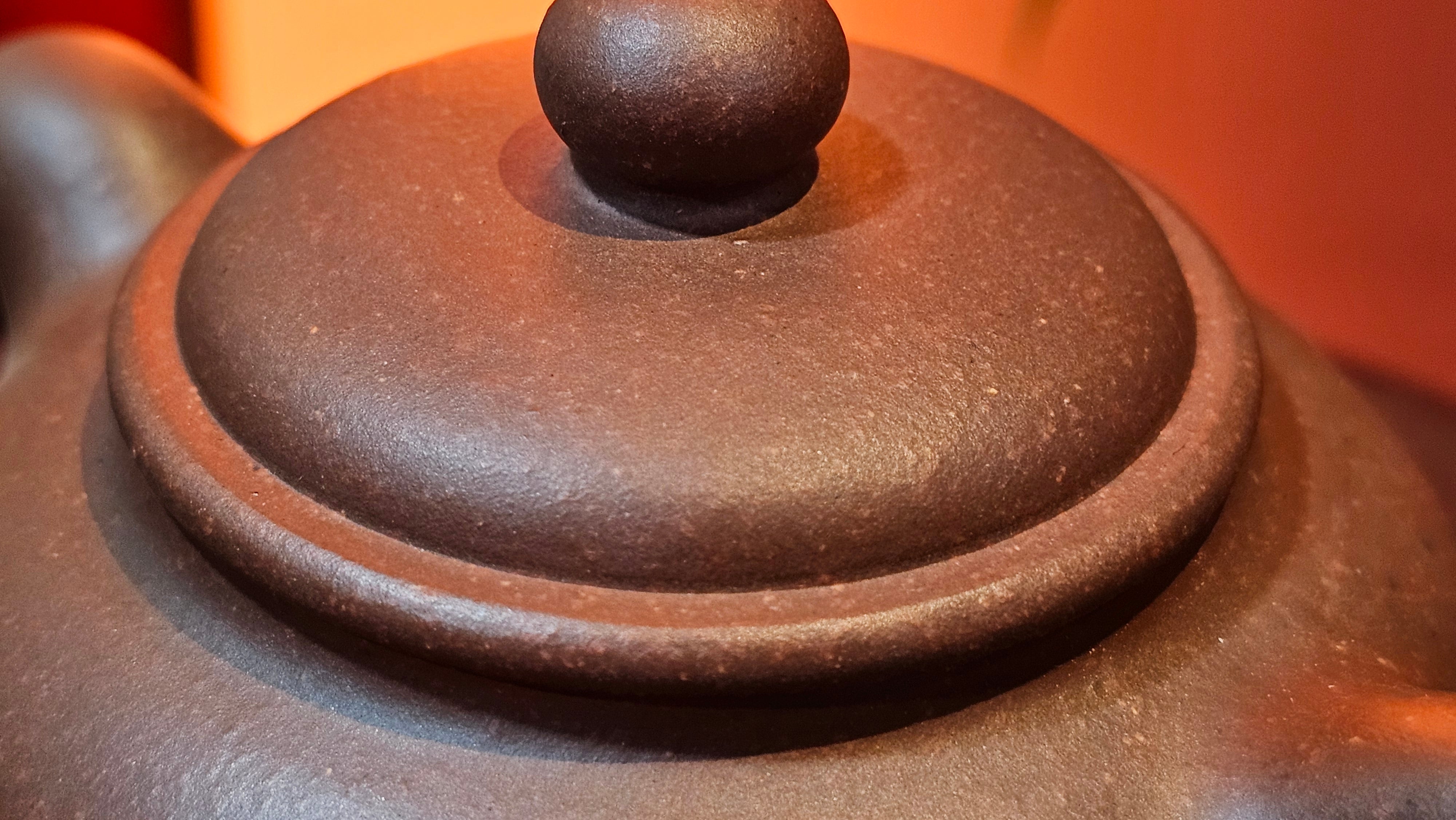 Xuan Zhu Hu 玄珠壶, 141.6ml, Zi Ni 紫泥, by our Craftsman Fan Xiao Zhi 范小智 ~ Congratulations!to Mr B.H.S.! 2005hrs 8th Sept 2025, Jakarta! Indonesia🇮🇩!