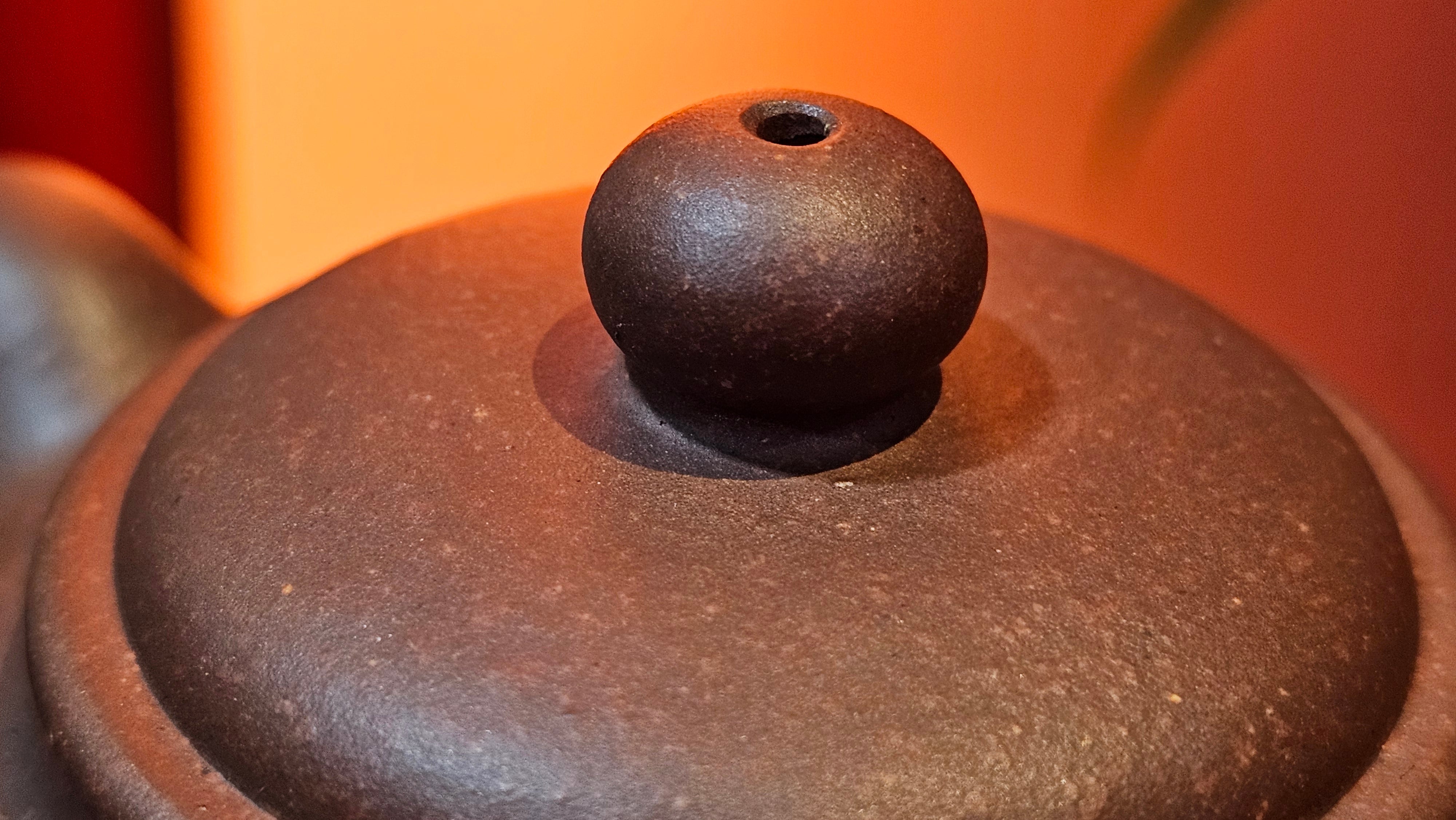 Xuan Zhu Hu 玄珠壶, 141.6ml, Zi Ni 紫泥, by our Craftsman Fan Xiao Zhi 范小智 ~ Congratulations!to Mr B.H.S.! 2005hrs 8th Sept 2025, Jakarta! Indonesia🇮🇩!