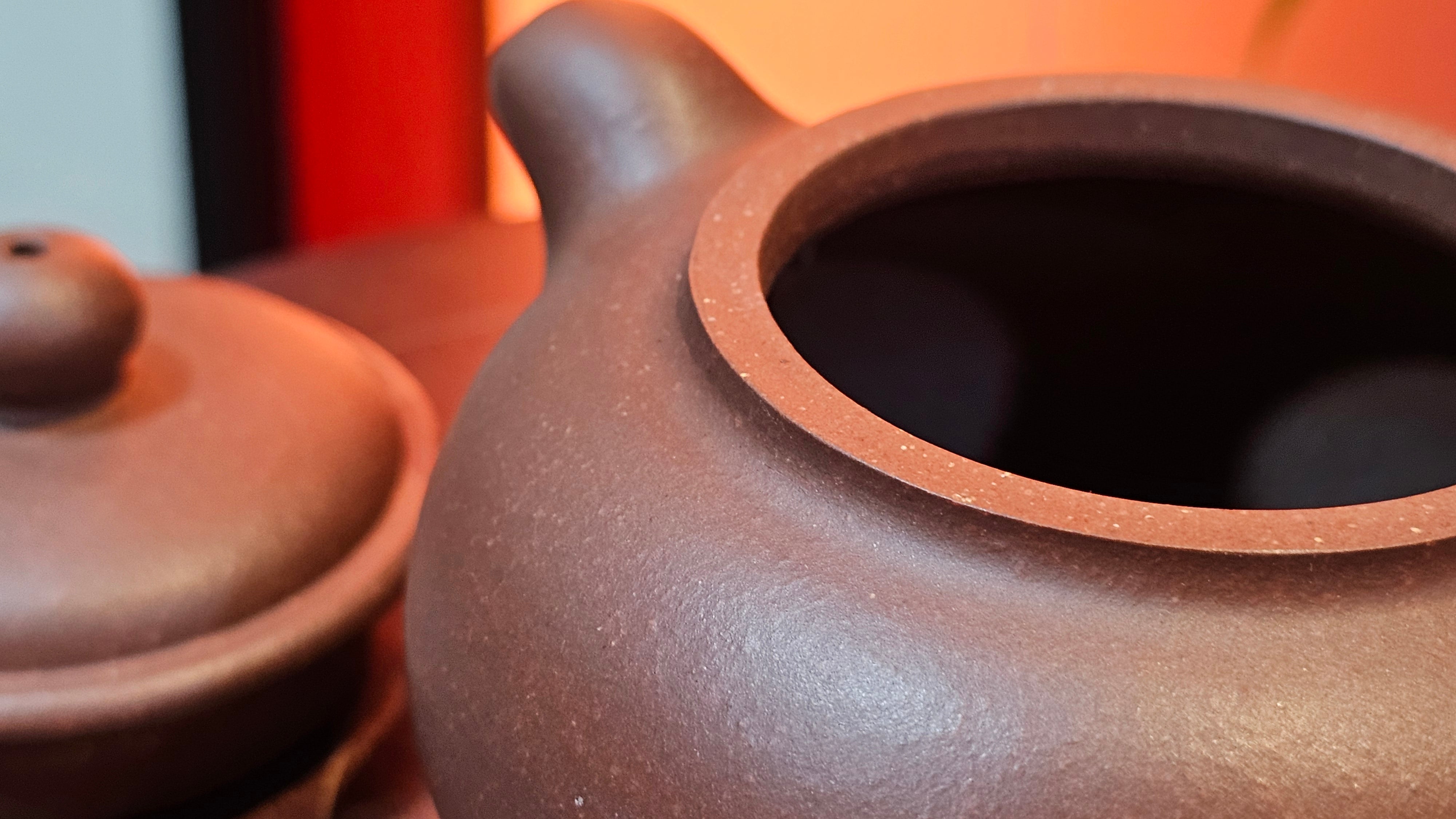 Xuan Zhu Hu 玄珠壶, 141.6ml, Zi Ni 紫泥, by our Craftsman Fan Xiao Zhi 范小智 ~ Congratulations!to Mr B.H.S.! 2005hrs 8th Sept 2025, Jakarta! Indonesia🇮🇩!