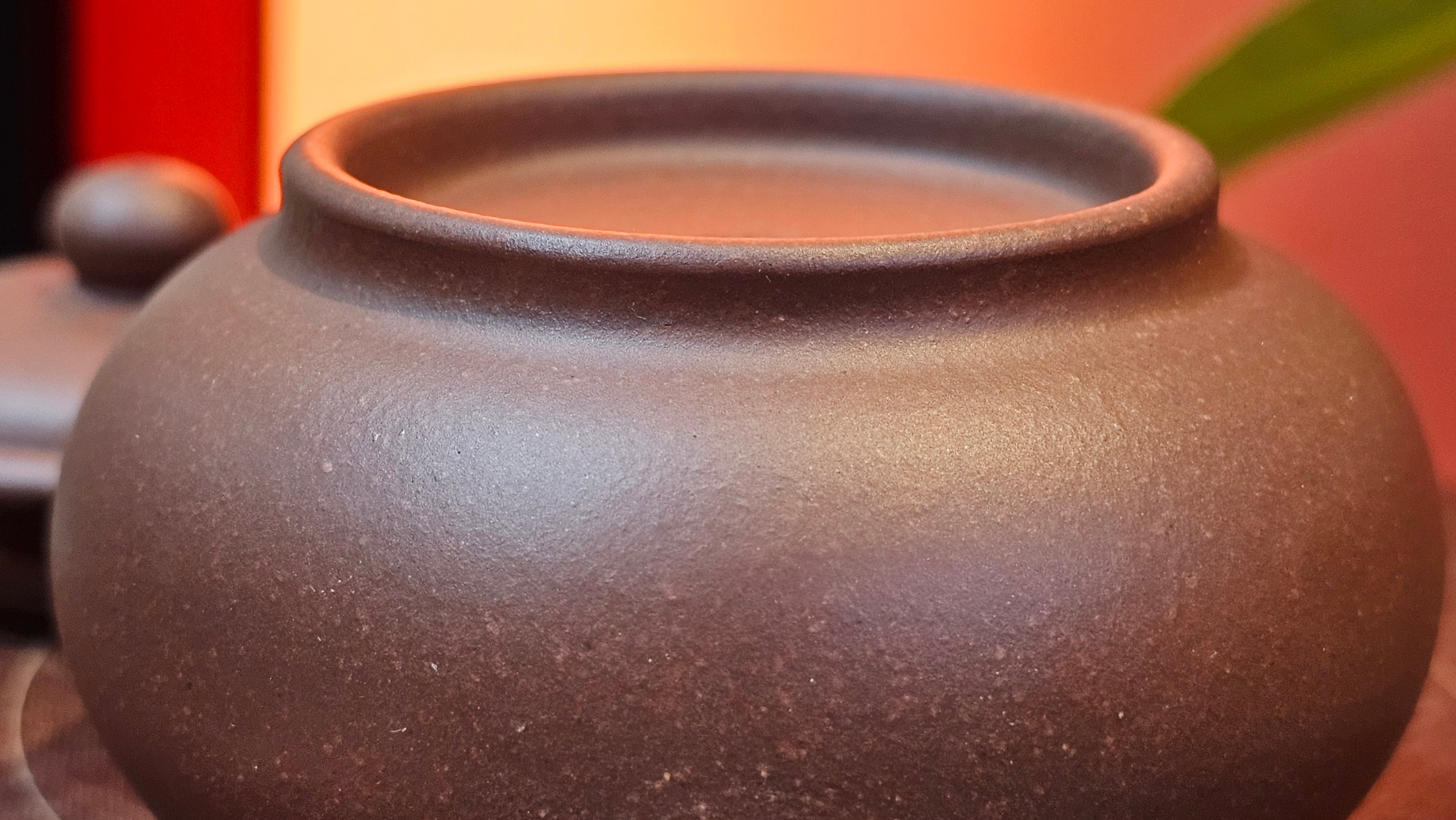 Xuan Zhu Hu 玄珠壶, 141.6ml, Zi Ni 紫泥, by our Craftsman Fan Xiao Zhi 范小智 ~ Congratulations!to Mr B.H.S.! 2005hrs 8th Sept 2025, Jakarta! Indonesia🇮🇩!