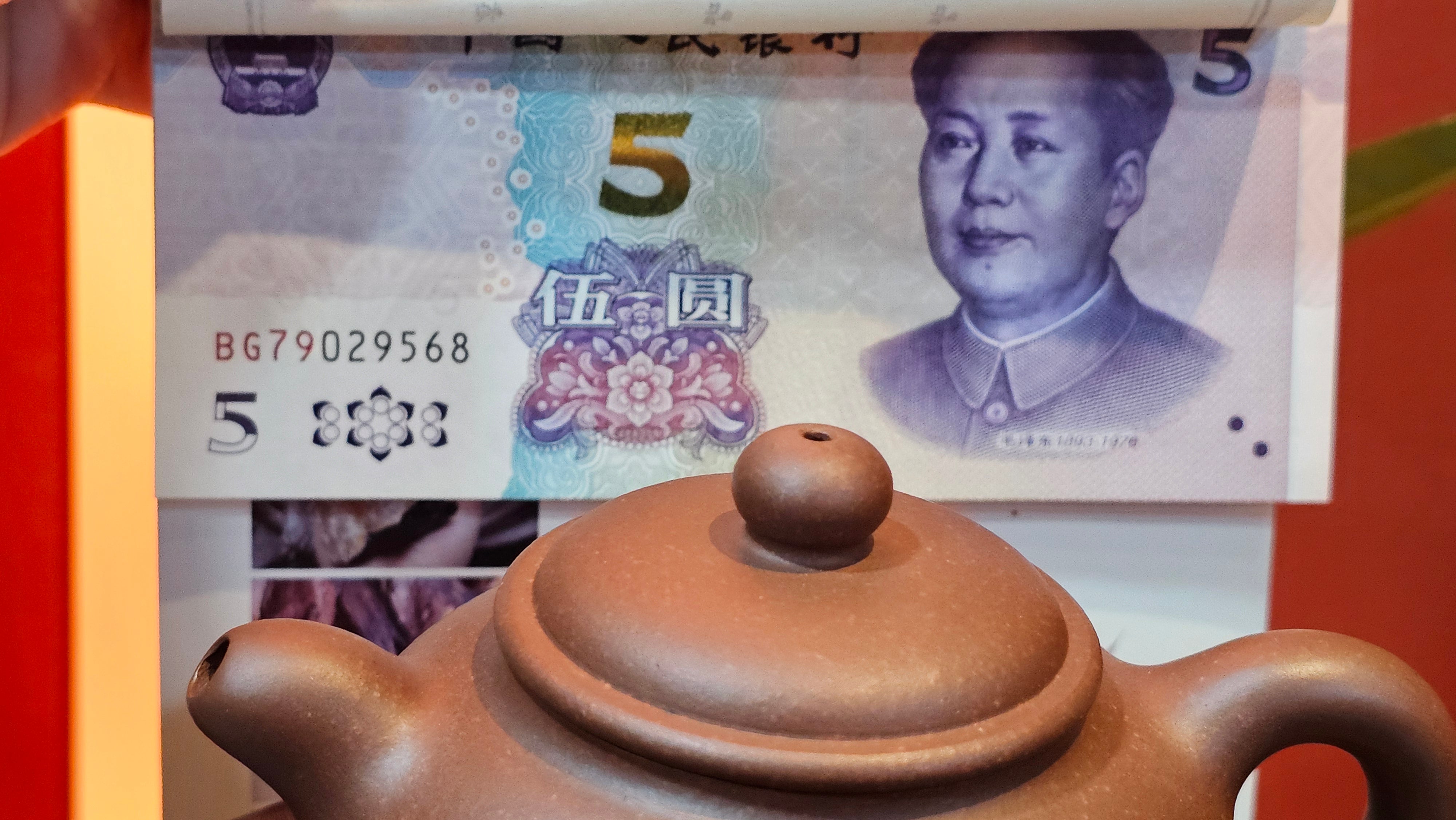 Xuan Zhu Hu 玄珠壶, 141.6ml, Zi Ni 紫泥, by our Craftsman Fan Xiao Zhi 范小智 ~ Congratulations!to Mr B.H.S.! 2005hrs 8th Sept 2025, Jakarta! Indonesia🇮🇩!