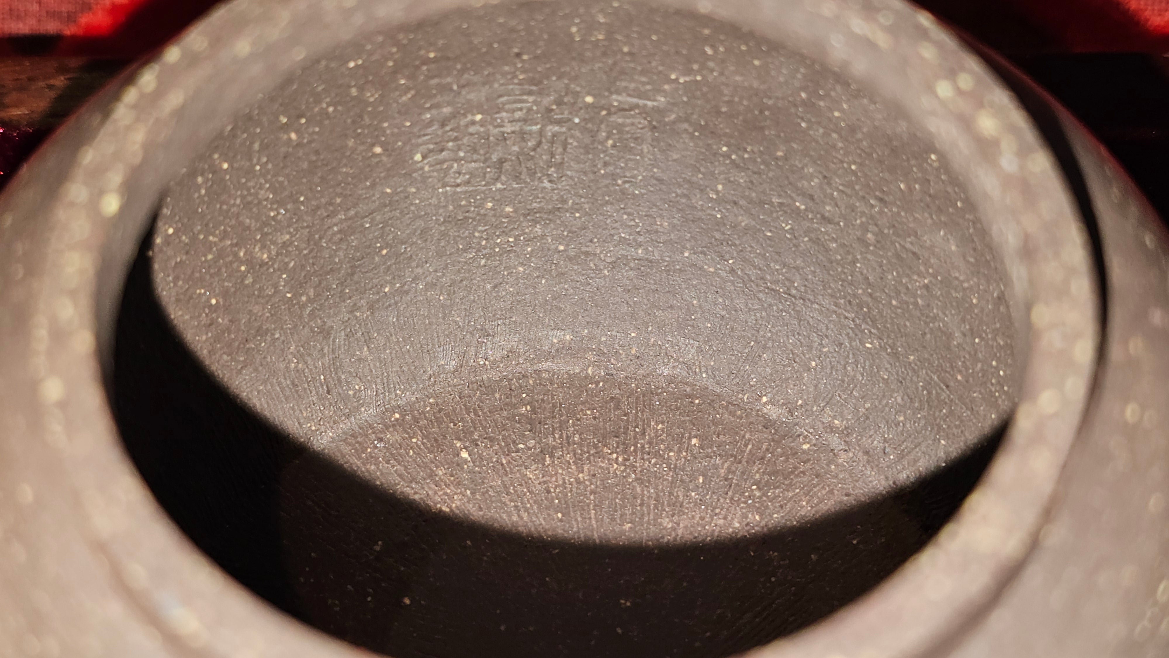 《平盖莲子》"Ping Gai Lian Zi", 233.9ml, Qing Hui Duan Ni 青灰段泥 ~ Crafted by L3A Consummate Master Artist Li Yan Ru 李艳如 ~ Congratulations to Dr W.S.! 1012hrs 6th Sept 2025! Phoenix, AZ!