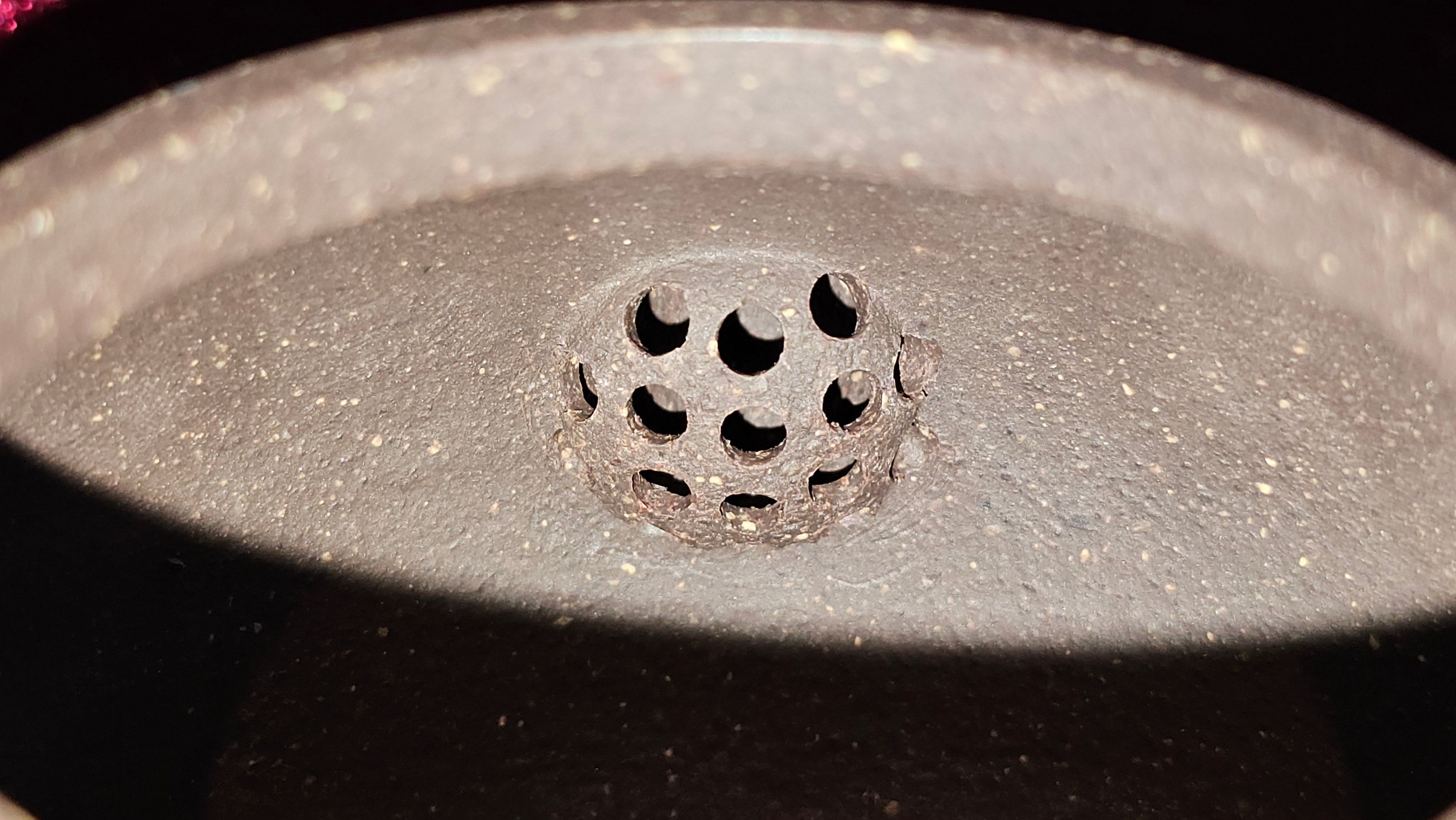 《平盖莲子》"Ping Gai Lian Zi", 233.9ml, Qing Hui Duan Ni 青灰段泥 ~ Crafted by L3A Consummate Master Artist Li Yan Ru 李艳如 ~ Congratulations to Dr W.S.! 1012hrs 6th Sept 2025! Phoenix, AZ!