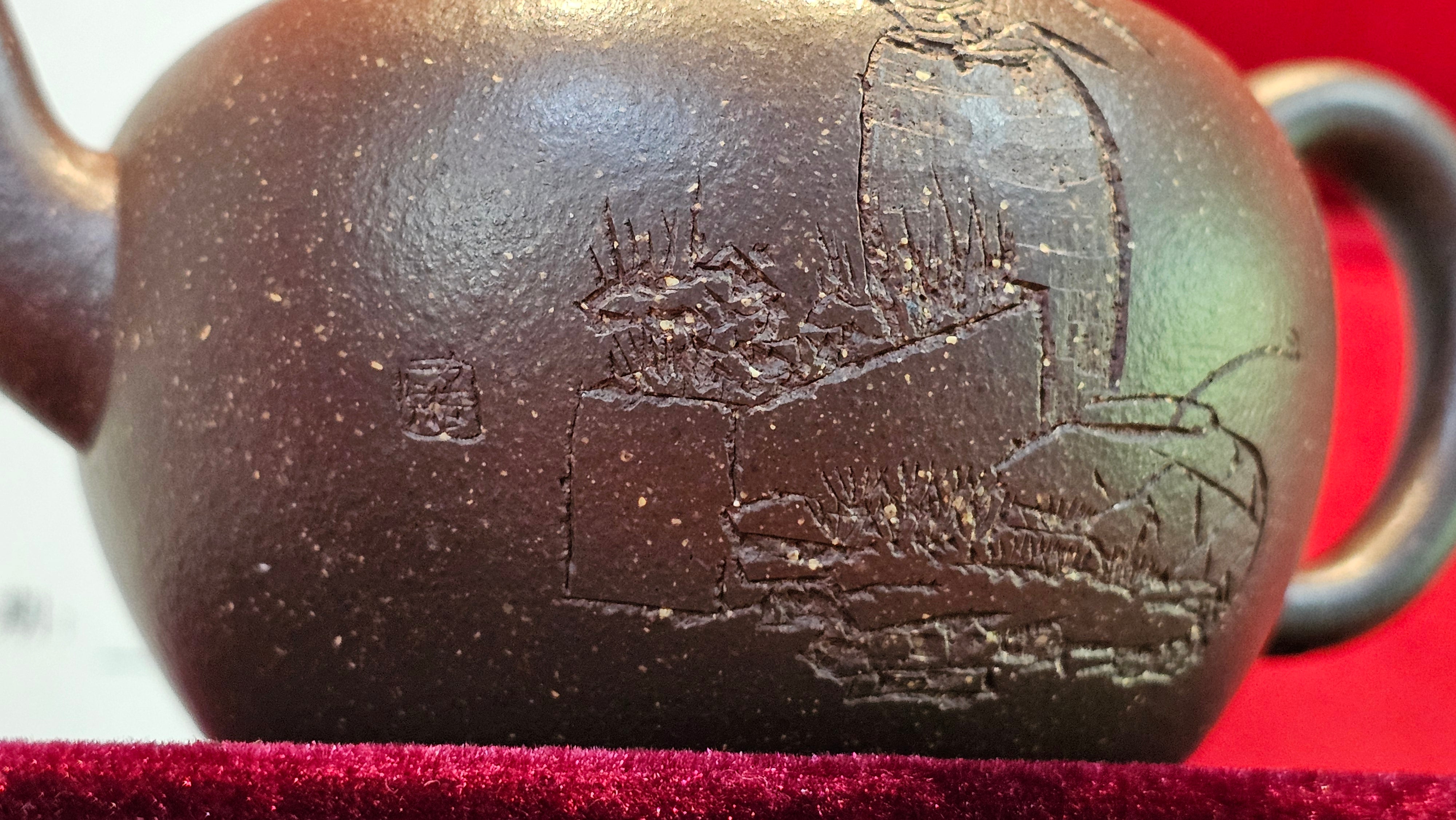 《平盖莲子》"Ping Gai Lian Zi", 233.9ml, Qing Hui Duan Ni 青灰段泥 ~ Crafted by L3A Consummate Master Artist Li Yan Ru 李艳如 ~ Congratulations to Dr W.S.! 1012hrs 6th Sept 2025! Phoenix, AZ!