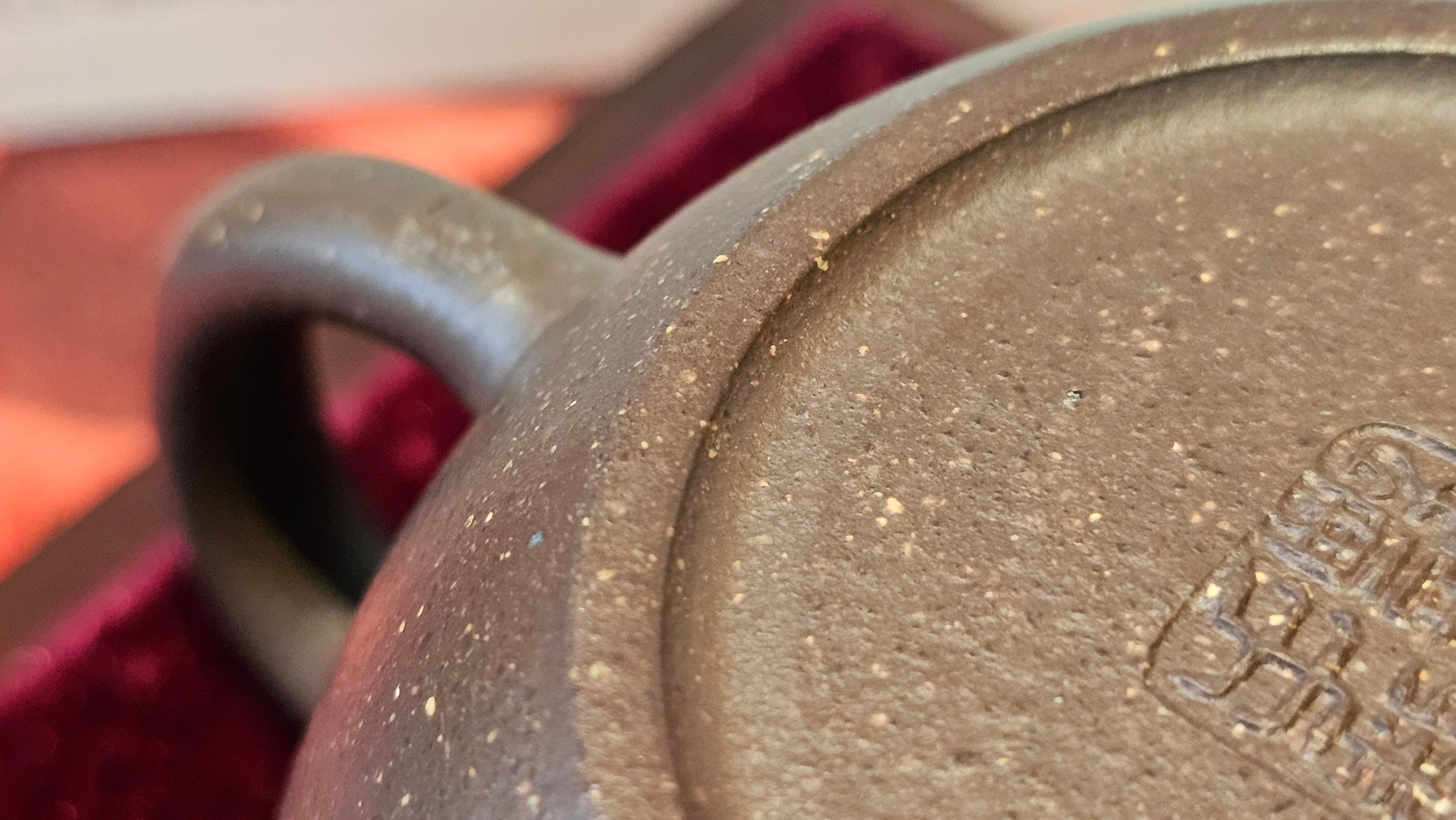 《平盖莲子》"Ping Gai Lian Zi", 233.9ml, Qing Hui Duan Ni 青灰段泥 ~ Crafted by L3A Consummate Master Artist Li Yan Ru 李艳如 ~ Congratulations to Dr W.S.! 1012hrs 6th Sept 2025! Phoenix, AZ!