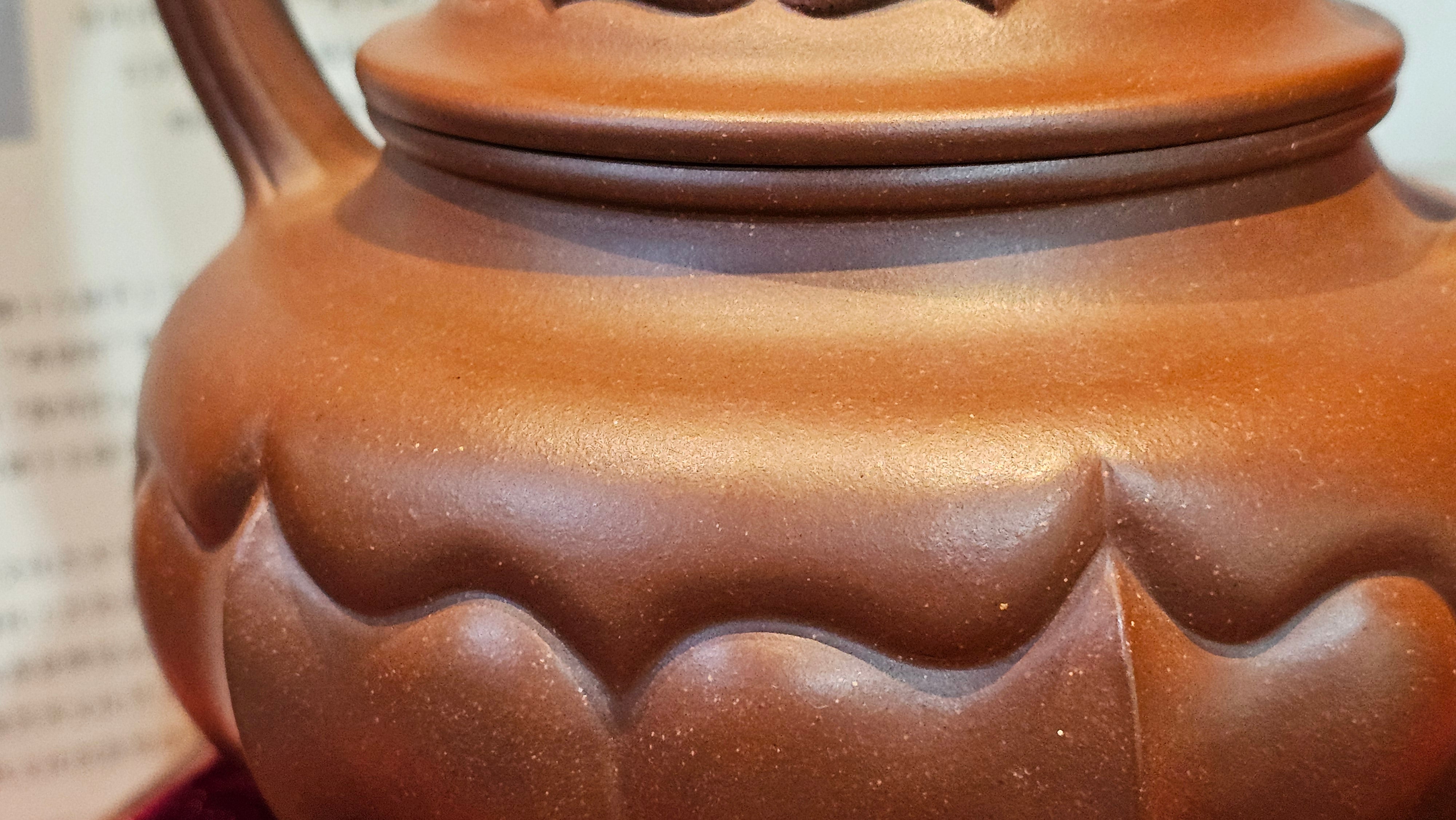 《禅意提梁》"Chan Yi Ti Liang~ Meditative Enlightenment:Top Handle", 493.3ml, ~ Crafted by L3A Master Consummate Artist Li Yan Ru 李艳如。