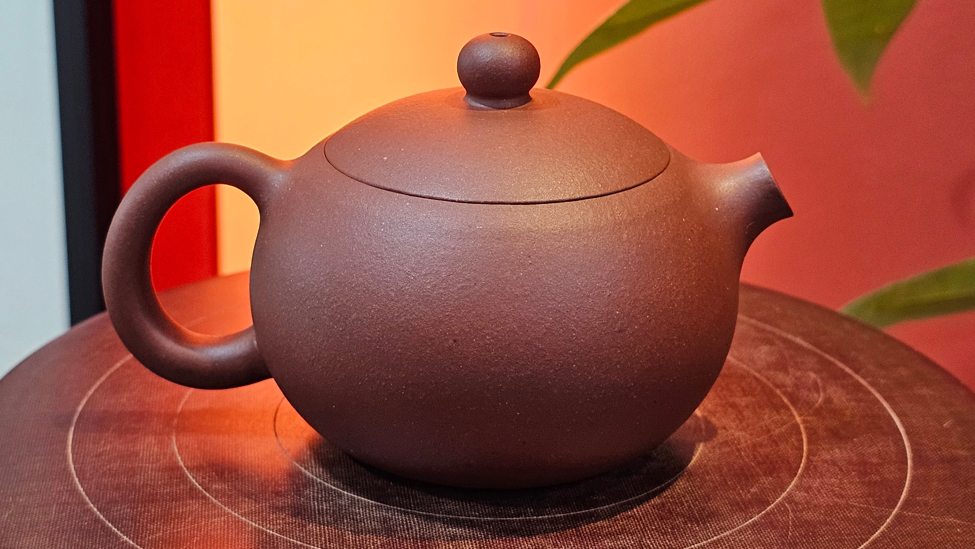 Xi Shi 西施, 145.3ml, Di Cao Qing Zi Ni 底槽青紫泥, by Craftsman Gu Xiao Ming 顾小明 ~ Congratulations to!R.M., 1001hrs 24th Sept 2025! Coburg! Australia🇦🇺.