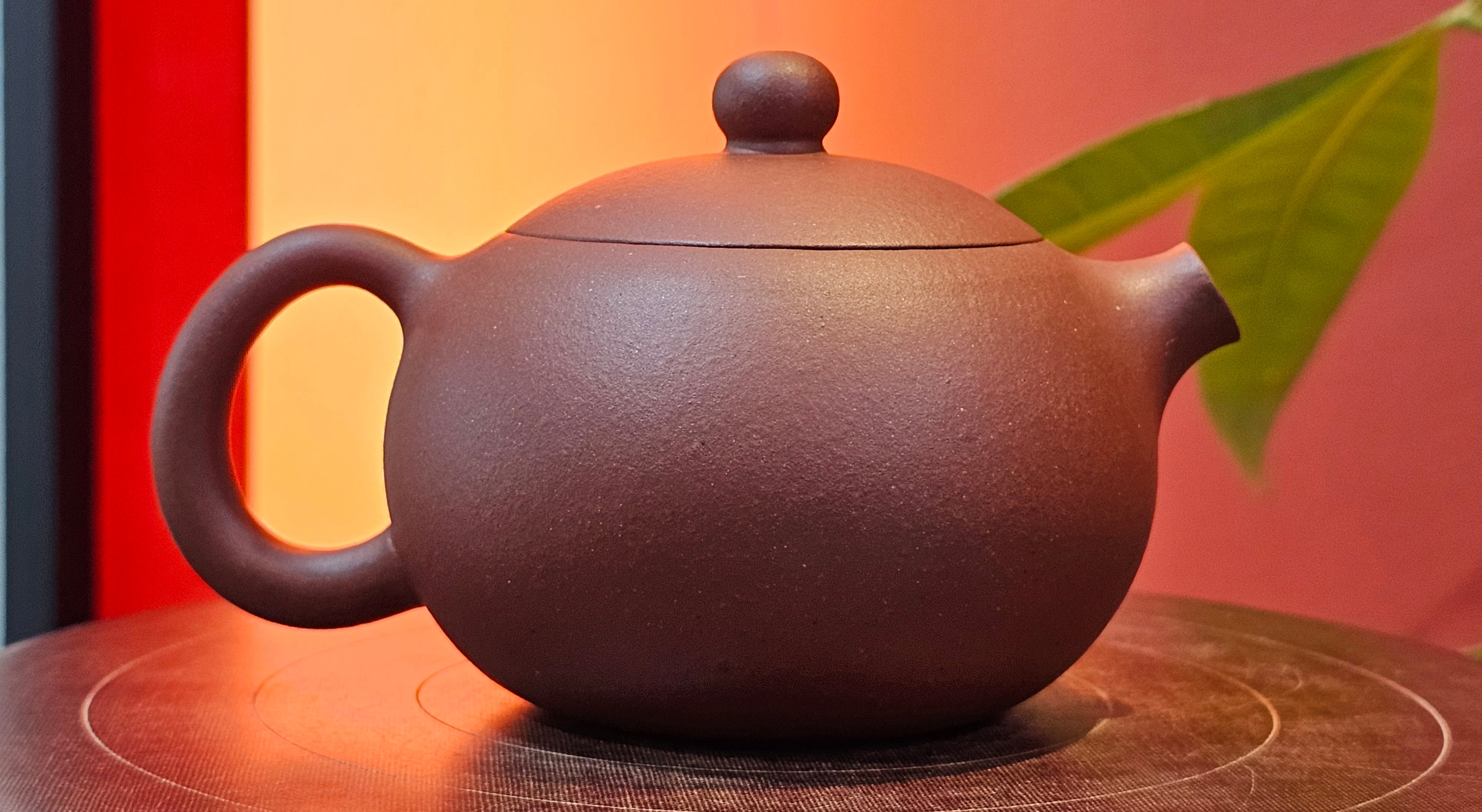 Xi Shi 西施, 145.3ml, Di Cao Qing Zi Ni 底槽青紫泥, by Craftsman Gu Xiao Ming 顾小明 ~ Congratulations to!R.M., 1001hrs 24th Sept 2025! Coburg! Australia🇦🇺.