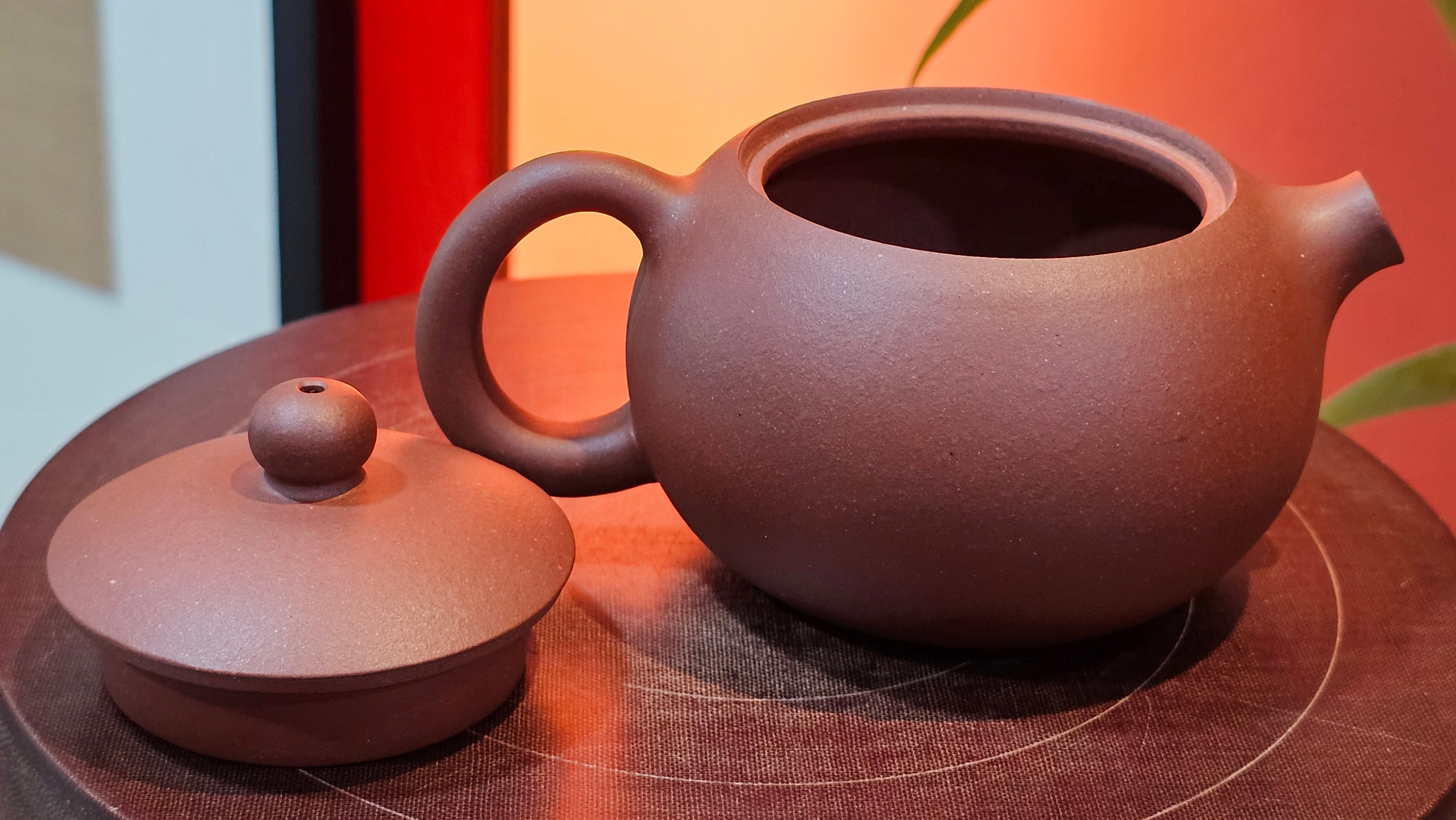 Xi Shi 西施, 145.3ml, Di Cao Qing Zi Ni 底槽青紫泥, by Craftsman Gu Xiao Ming 顾小明 ~ Congratulations to!R.M., 1001hrs 24th Sept 2025! Coburg! Australia🇦🇺.