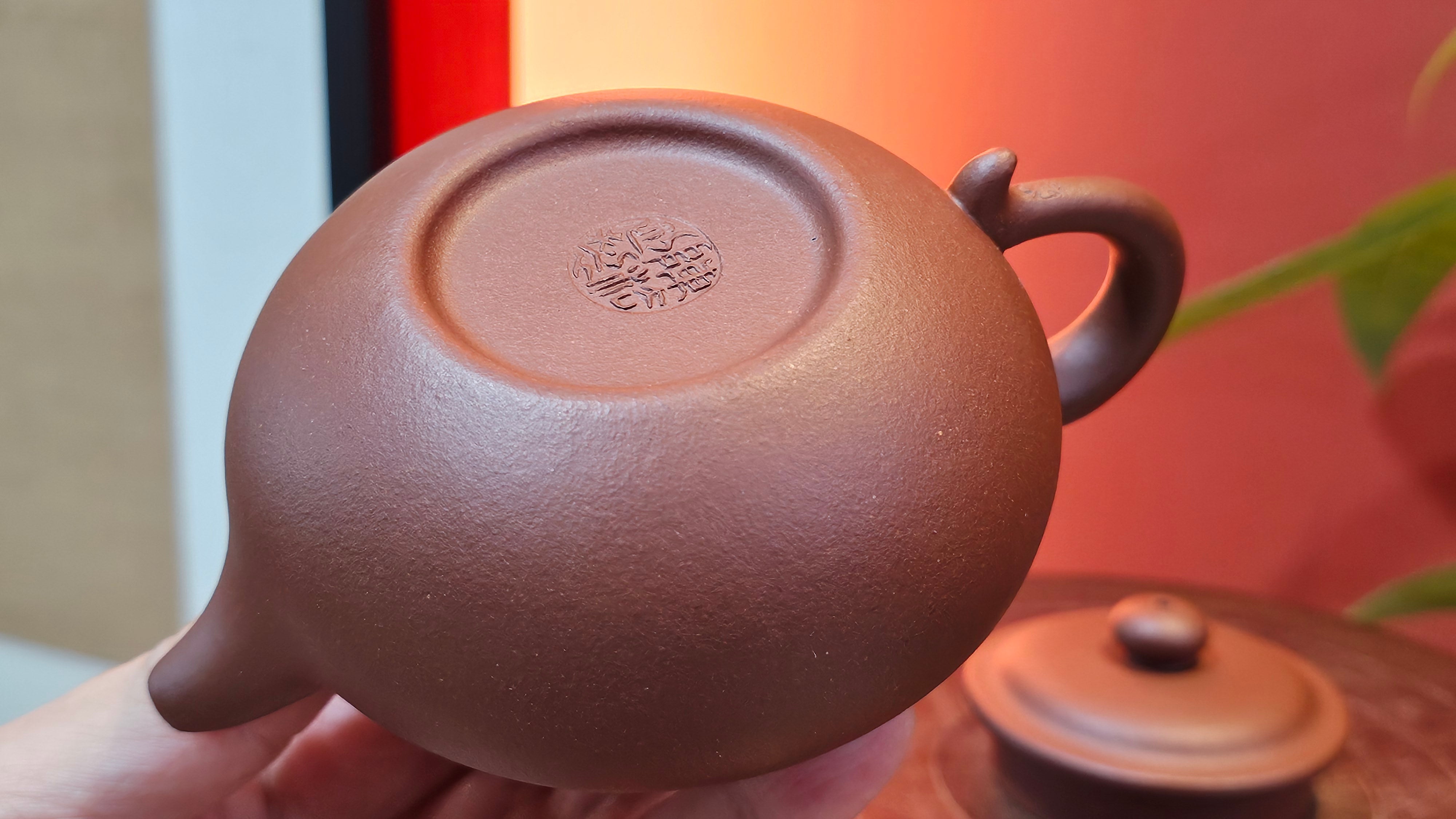 Fang Gu 仿古, 213.5ml, Di Cao Qing Zi Ni 底槽青紫泥, by our Collaborative Craftsman Chen Fa Chu 陈法初 ~!Congratulations to Mr E.A.! 2303hrs 10th Sept 2025, Colorado Springs, CO!