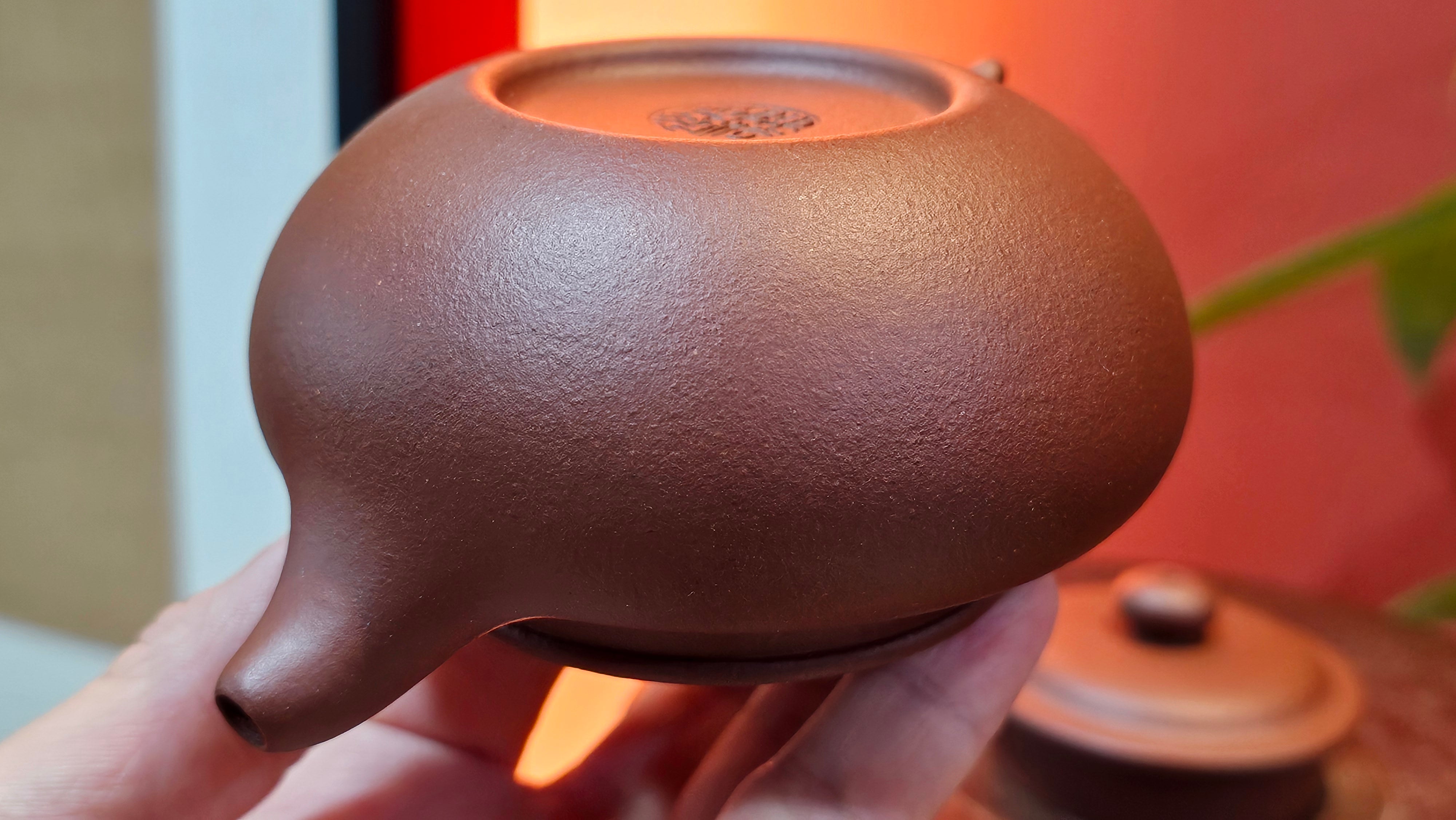 Fang Gu 仿古, 213.5ml, Di Cao Qing Zi Ni 底槽青紫泥, by our Collaborative Craftsman Chen Fa Chu 陈法初 ~!Congratulations to Mr E.A.! 2303hrs 10th Sept 2025, Colorado Springs, CO!