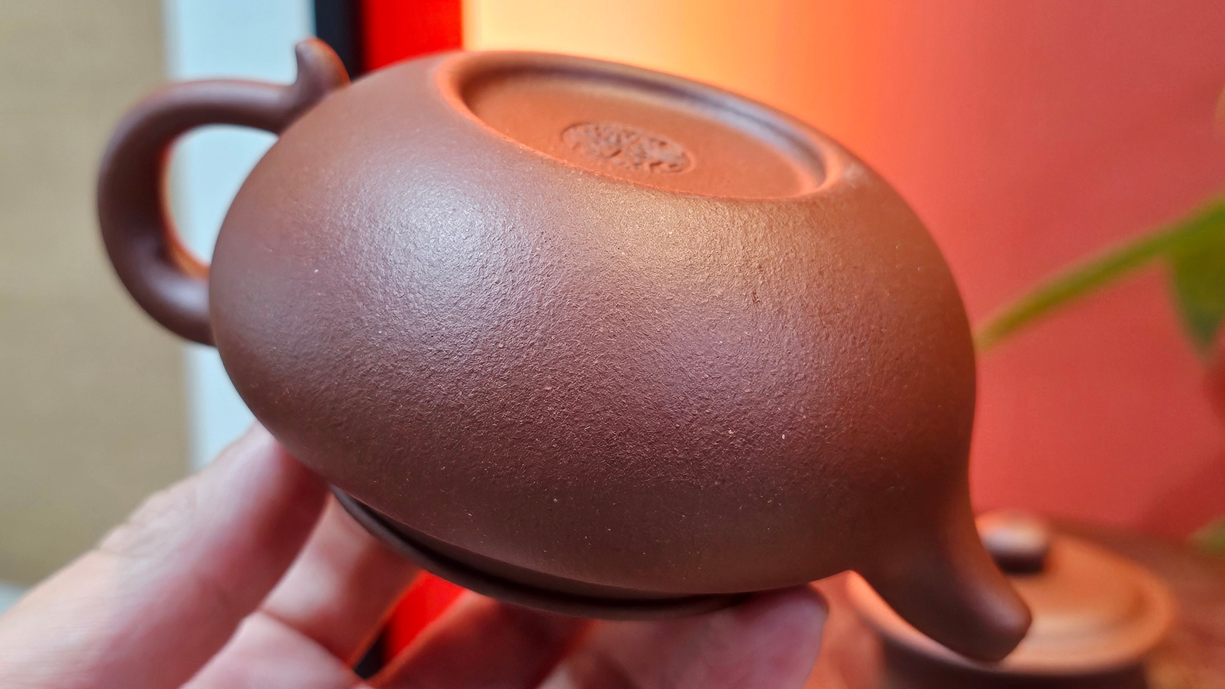 Fang Gu 仿古, 213.5ml, Di Cao Qing Zi Ni 底槽青紫泥, by our Collaborative Craftsman Chen Fa Chu 陈法初 ~!Congratulations to Mr E.A.! 2303hrs 10th Sept 2025, Colorado Springs, CO!