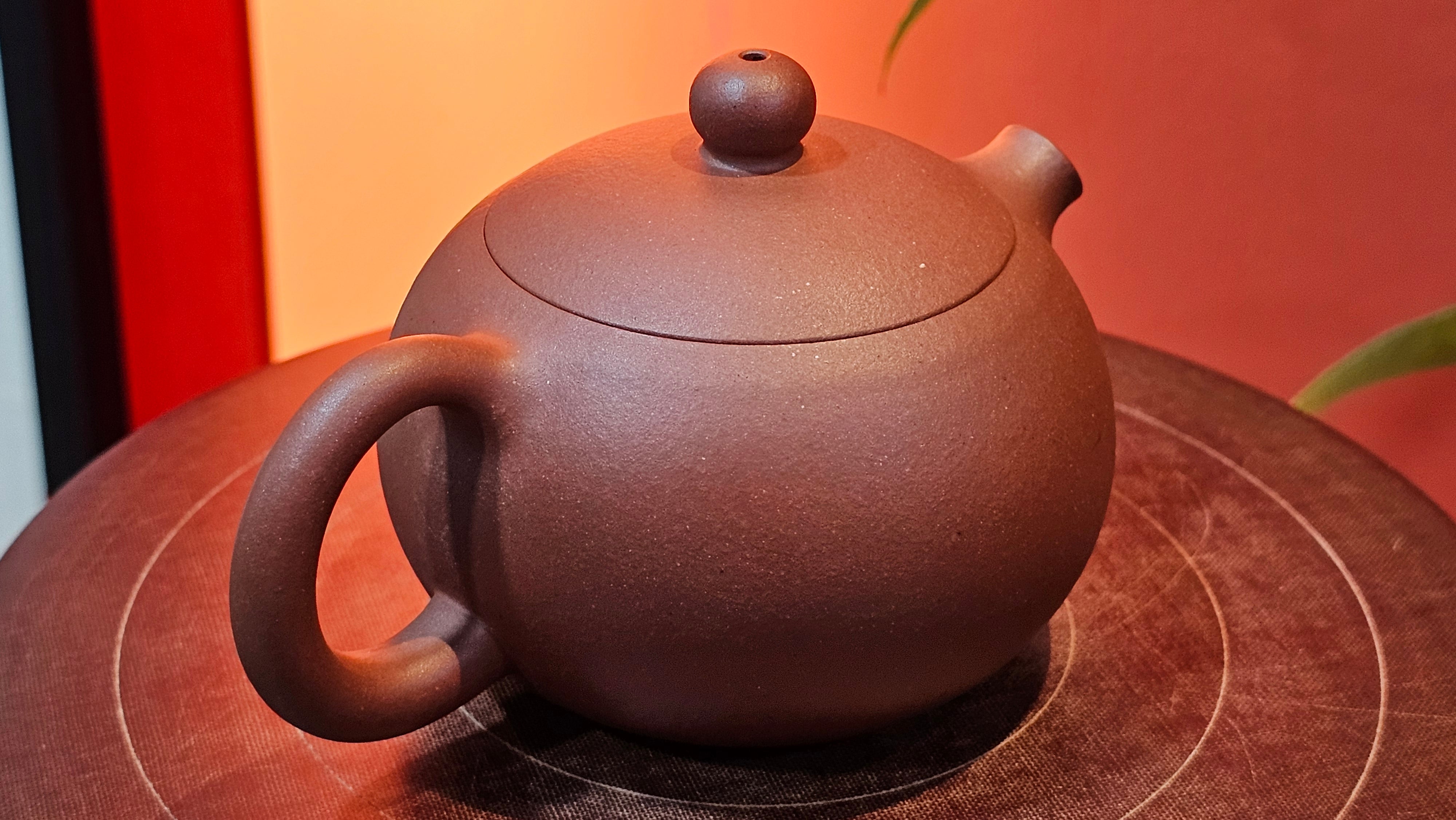 Xi Shi 西施, 145.3ml, Di Cao Qing Zi Ni 底槽青紫泥, by Craftsman Gu Xiao Ming 顾小明 ~ Congratulations to!R.M., 1001hrs 24th Sept 2025! Coburg! Australia🇦🇺.