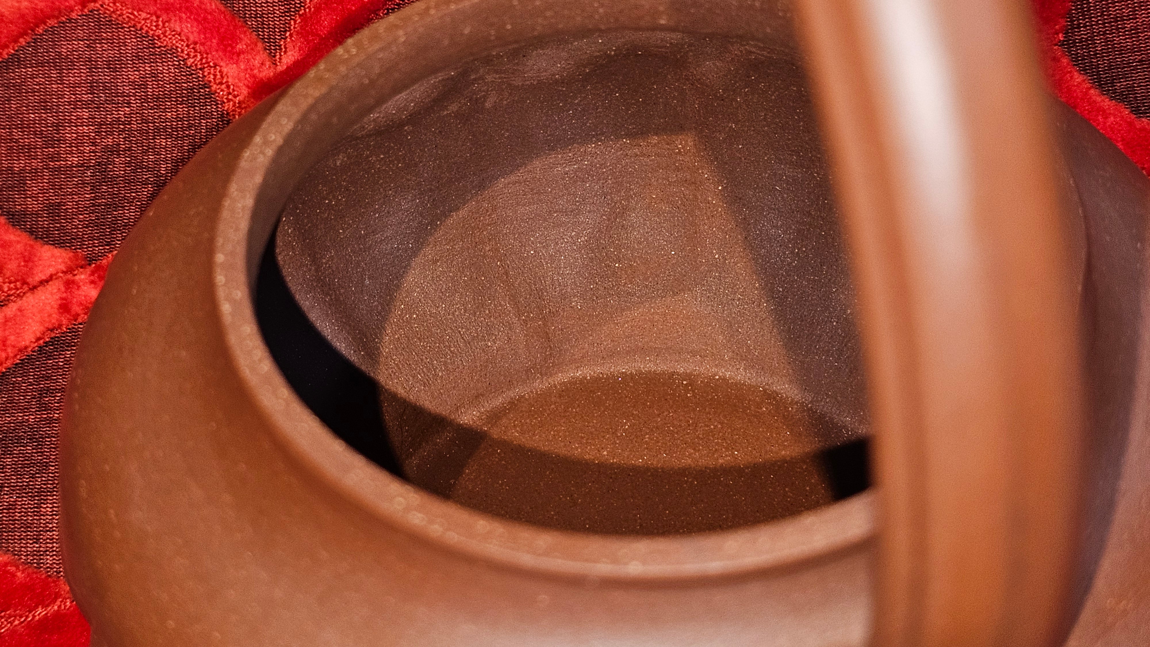 《禅意提梁》"Chan Yi Ti Liang~ Meditative Enlightenment:Top Handle", 493.3ml, ~ Crafted by L3A Master Consummate Artist Li Yan Ru 李艳如。