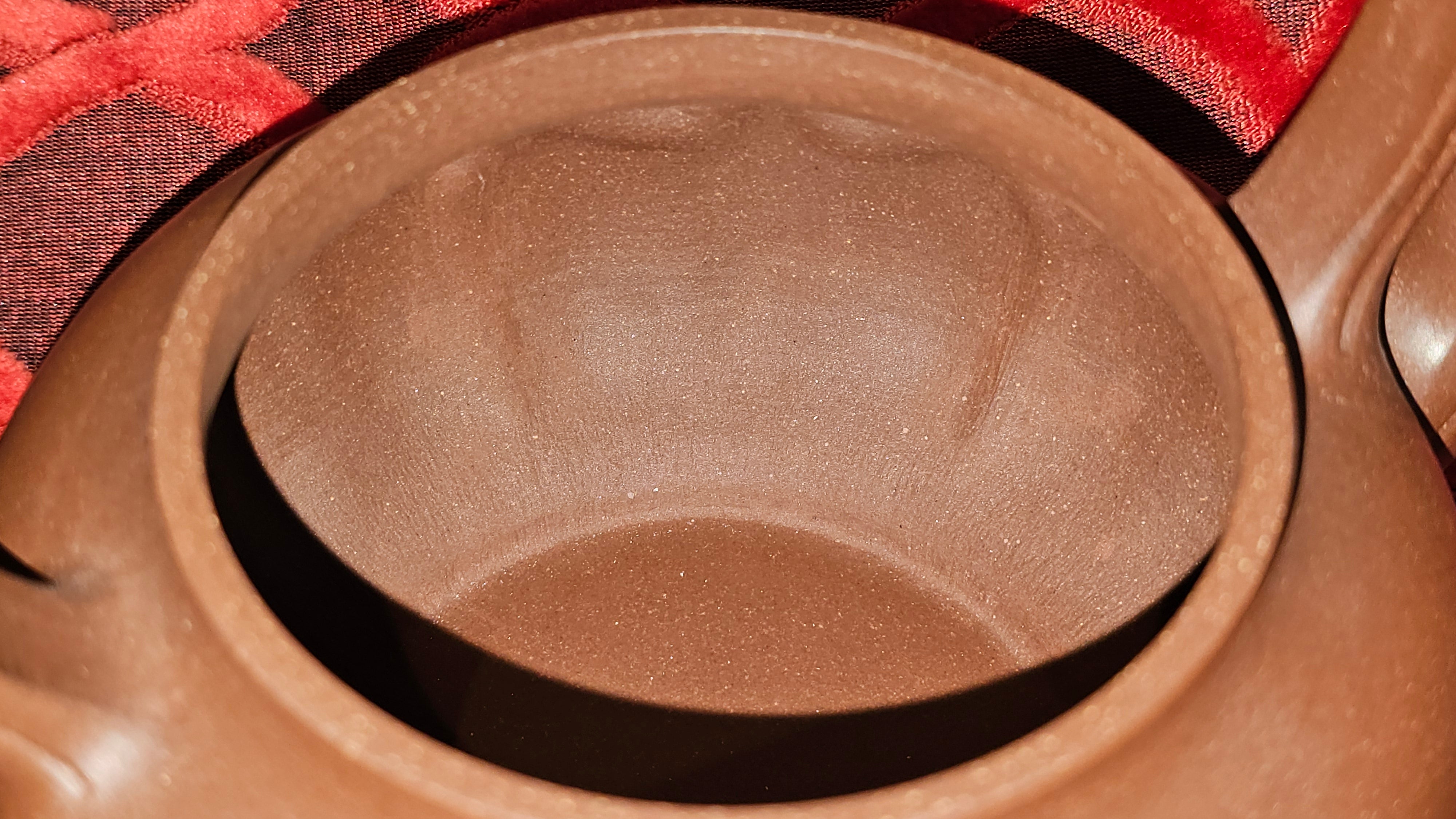 《禅意提梁》"Chan Yi Ti Liang~ Meditative Enlightenment:Top Handle", 493.3ml, ~ Crafted by L3A Master Consummate Artist Li Yan Ru 李艳如。