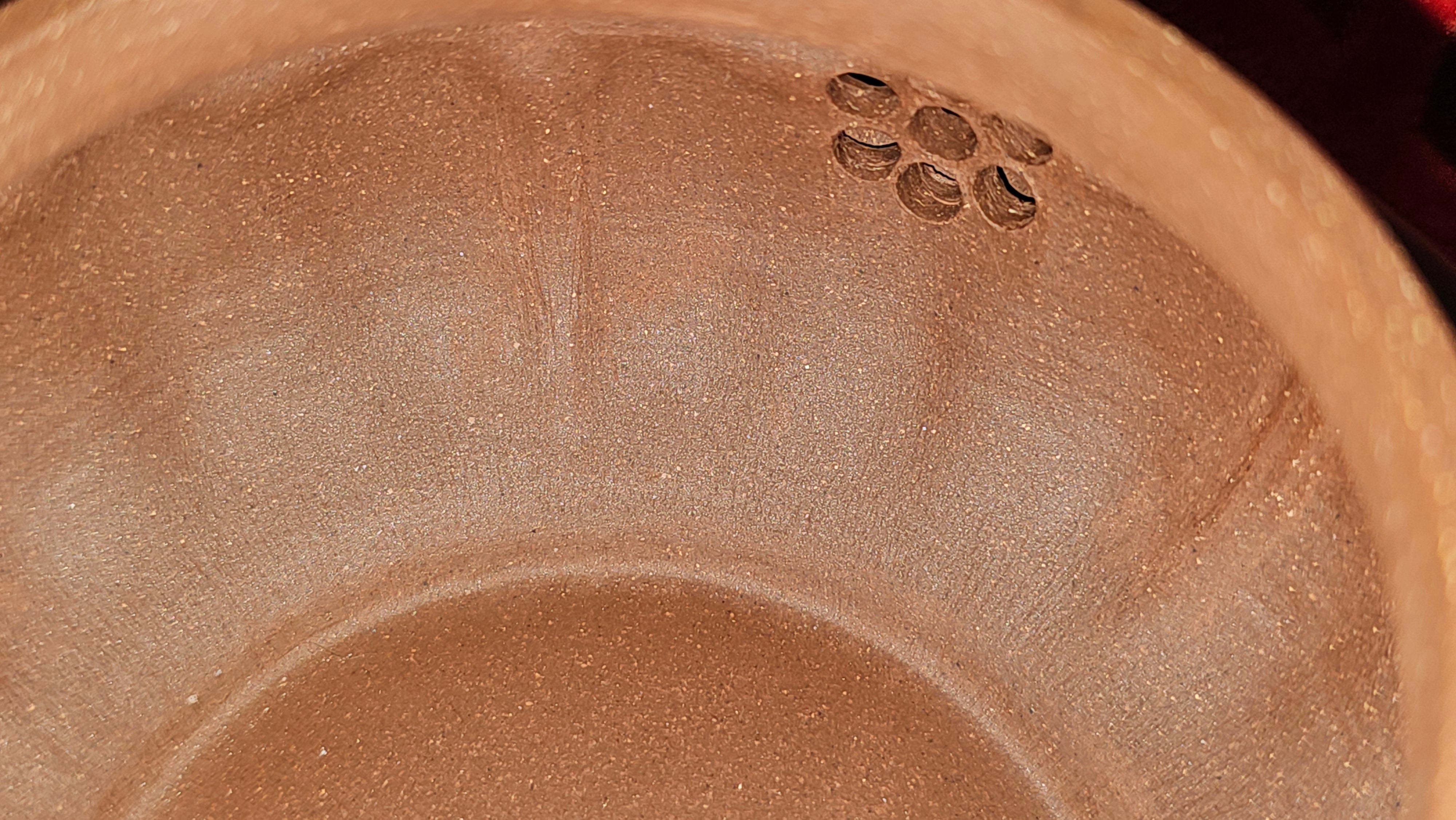 《禅意提梁》"Chan Yi Ti Liang~ Meditative Enlightenment:Top Handle", 493.3ml, ~ Crafted by L3A Master Consummate Artist Li Yan Ru 李艳如。