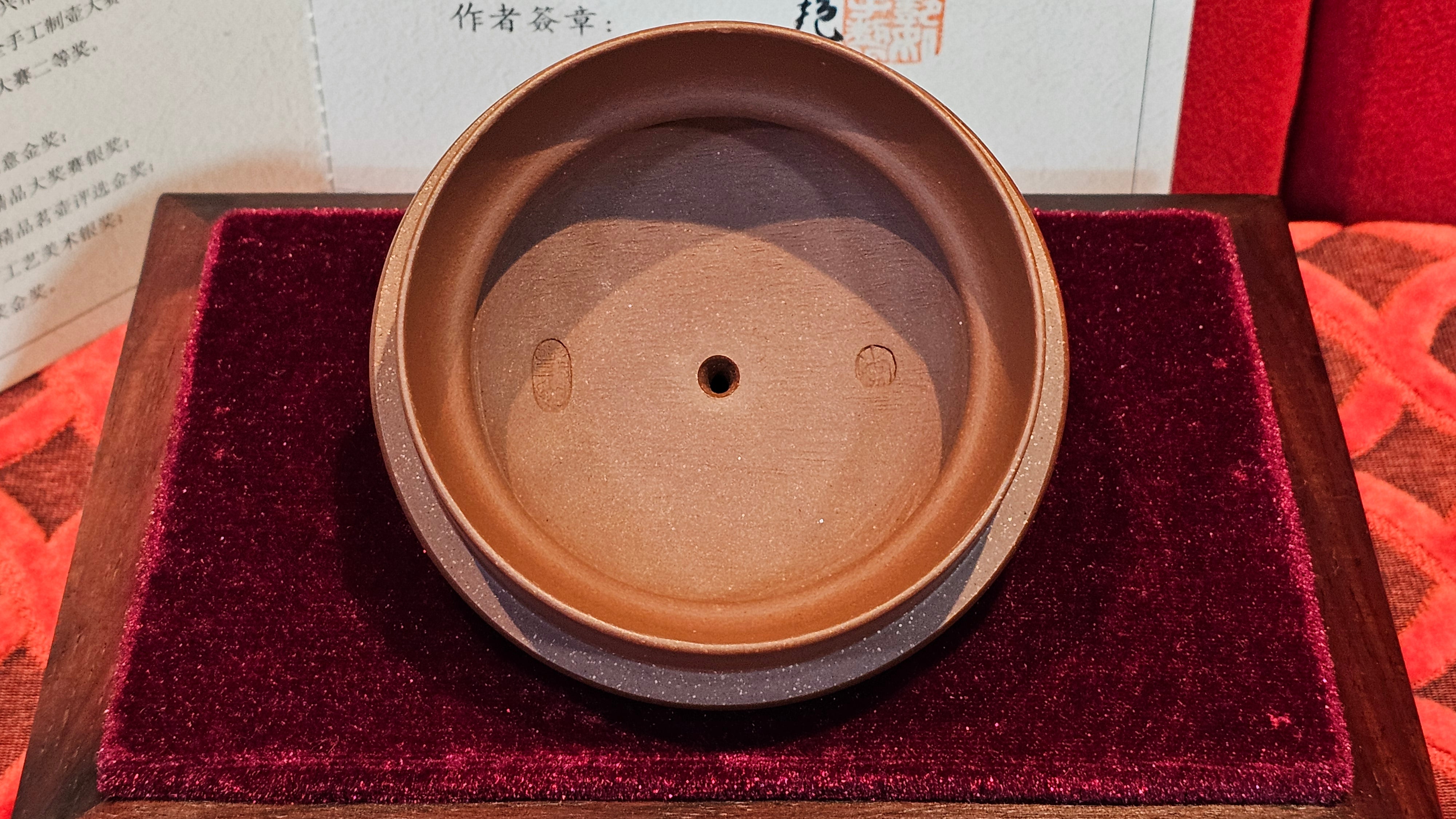 《禅意提梁》"Chan Yi Ti Liang~ Meditative Enlightenment:Top Handle", 493.3ml, ~ Crafted by L3A Master Consummate Artist Li Yan Ru 李艳如。