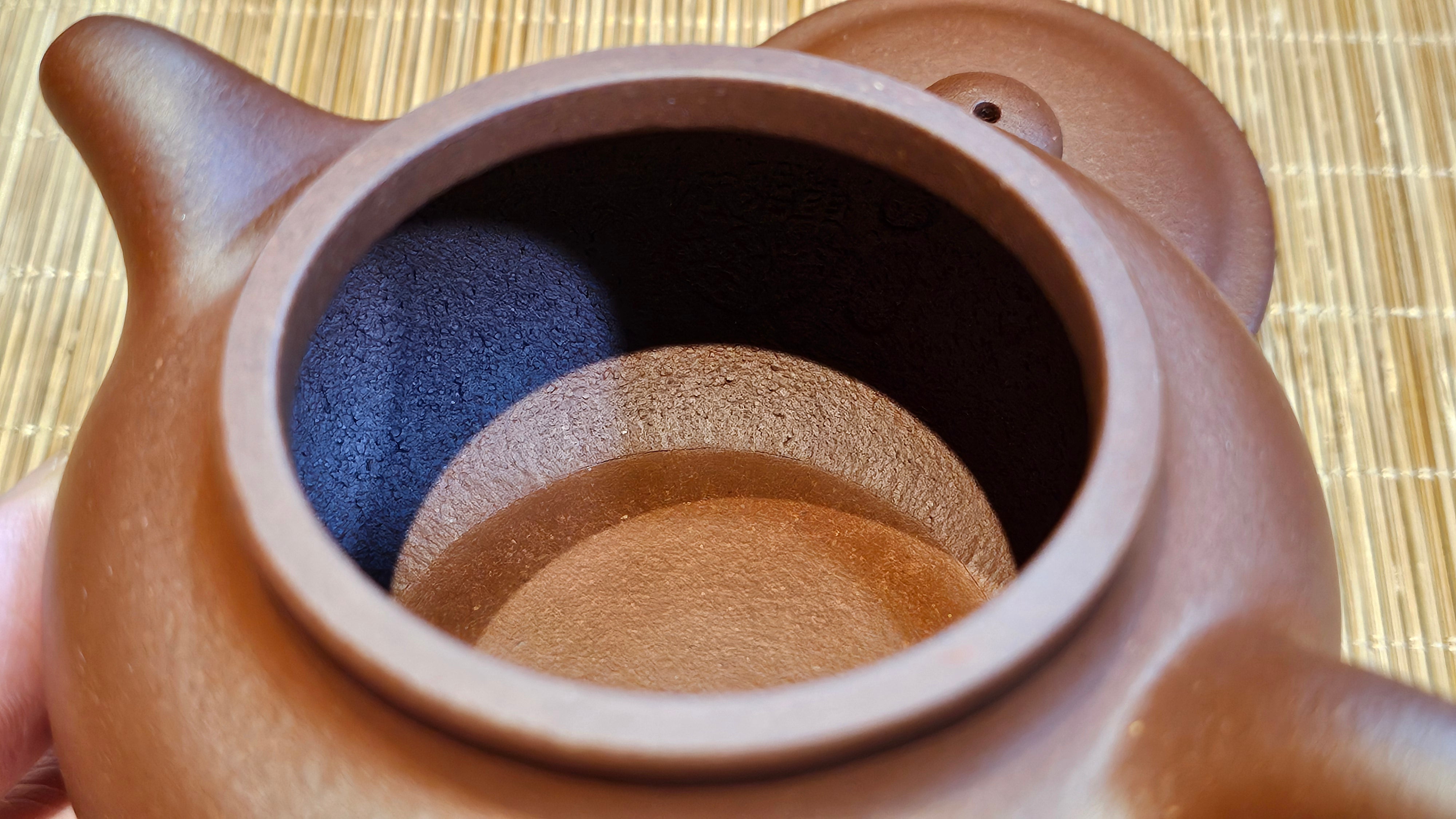 Fang Gu 仿古, 213.5ml, Di Cao Qing Zi Ni 底槽青紫泥, by our Collaborative Craftsman Chen Fa Chu 陈法初 ~!Congratulations to Mr E.A.! 2303hrs 10th Sept 2025, Colorado Springs, CO!