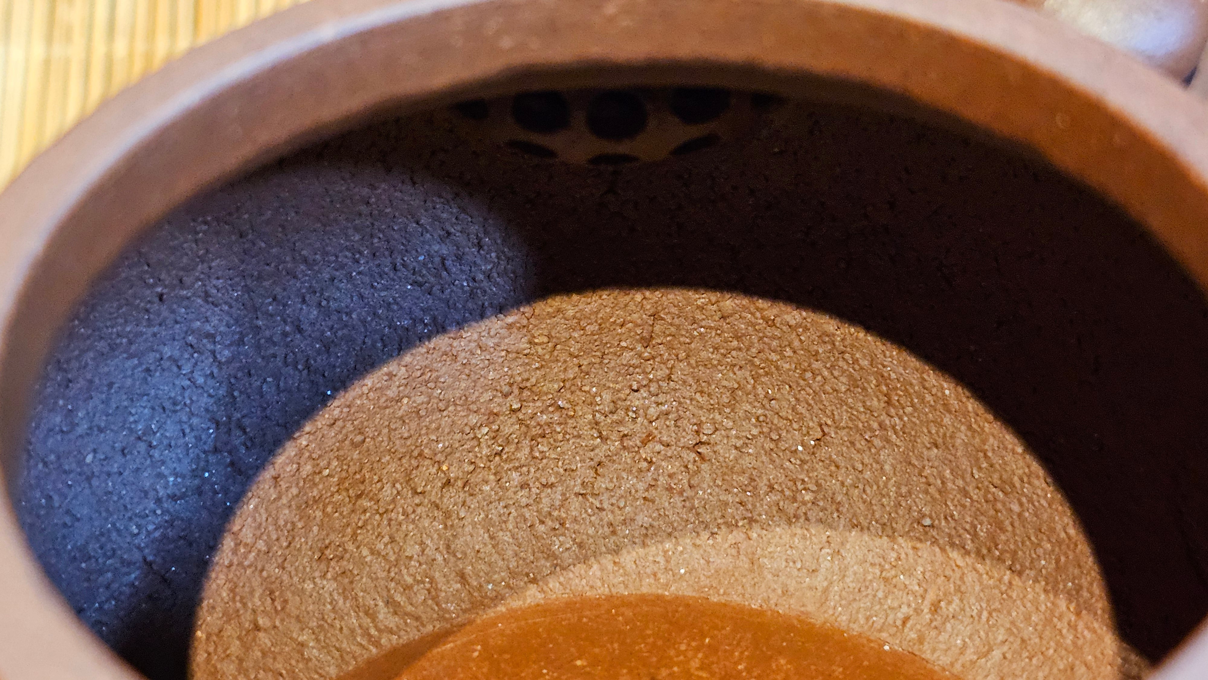 Fang Gu 仿古, 213.5ml, Di Cao Qing Zi Ni 底槽青紫泥, by our Collaborative Craftsman Chen Fa Chu 陈法初 ~!Congratulations to Mr E.A.! 2303hrs 10th Sept 2025, Colorado Springs, CO!