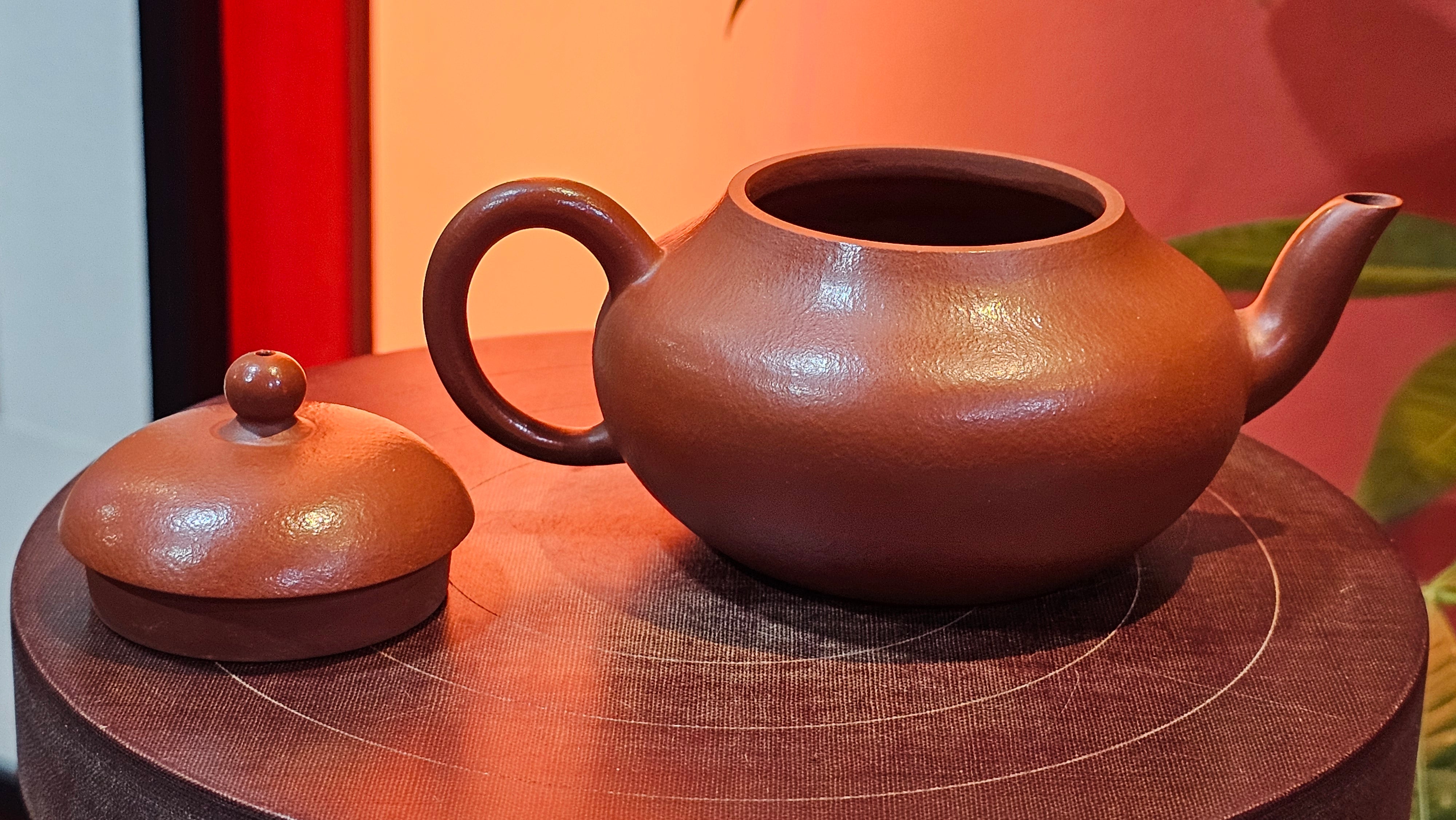 Li Xing 梨形, 151.8ml, Xiao Mei Yao Zhu Ni 小煤窑朱泥 by Craftsman Zhai Yi Yao 翟一耀 ~!Congratulations to Mr K.S.! 0052hrs 10th Sept 2025, Greenville, SC!