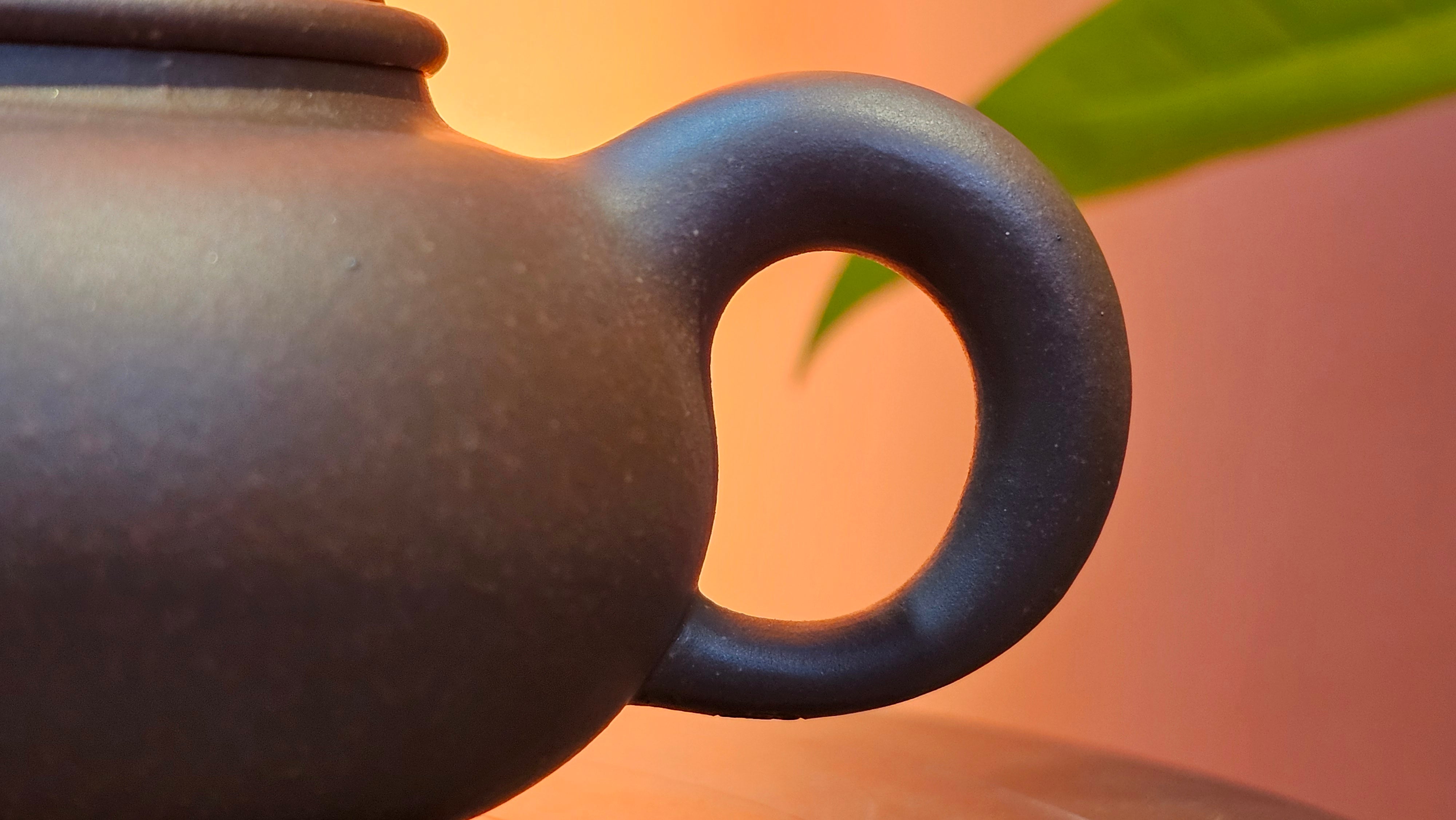 Xuan Zhu Hu 玄珠壶, 140.1ml, Zi Ni 紫泥, by our Craftsman Fan Xiao Zhi 范小智 ~ Congratulations!to Mr A.D., 1954hrs 9th Sept 2025, Old Bridge, NJ!