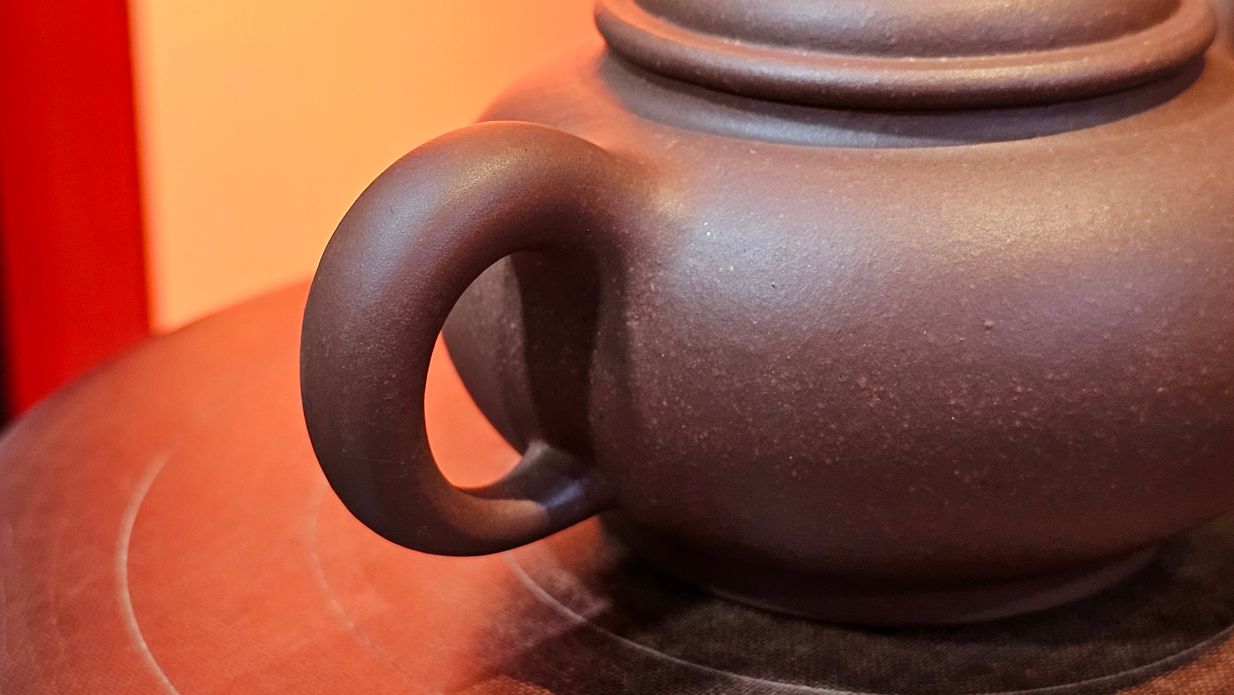 Xuan Zhu Hu 玄珠壶, 140.1ml, Zi Ni 紫泥, by our Craftsman Fan Xiao Zhi 范小智 ~ Congratulations!to Mr A.D., 1954hrs 9th Sept 2025, Old Bridge, NJ!