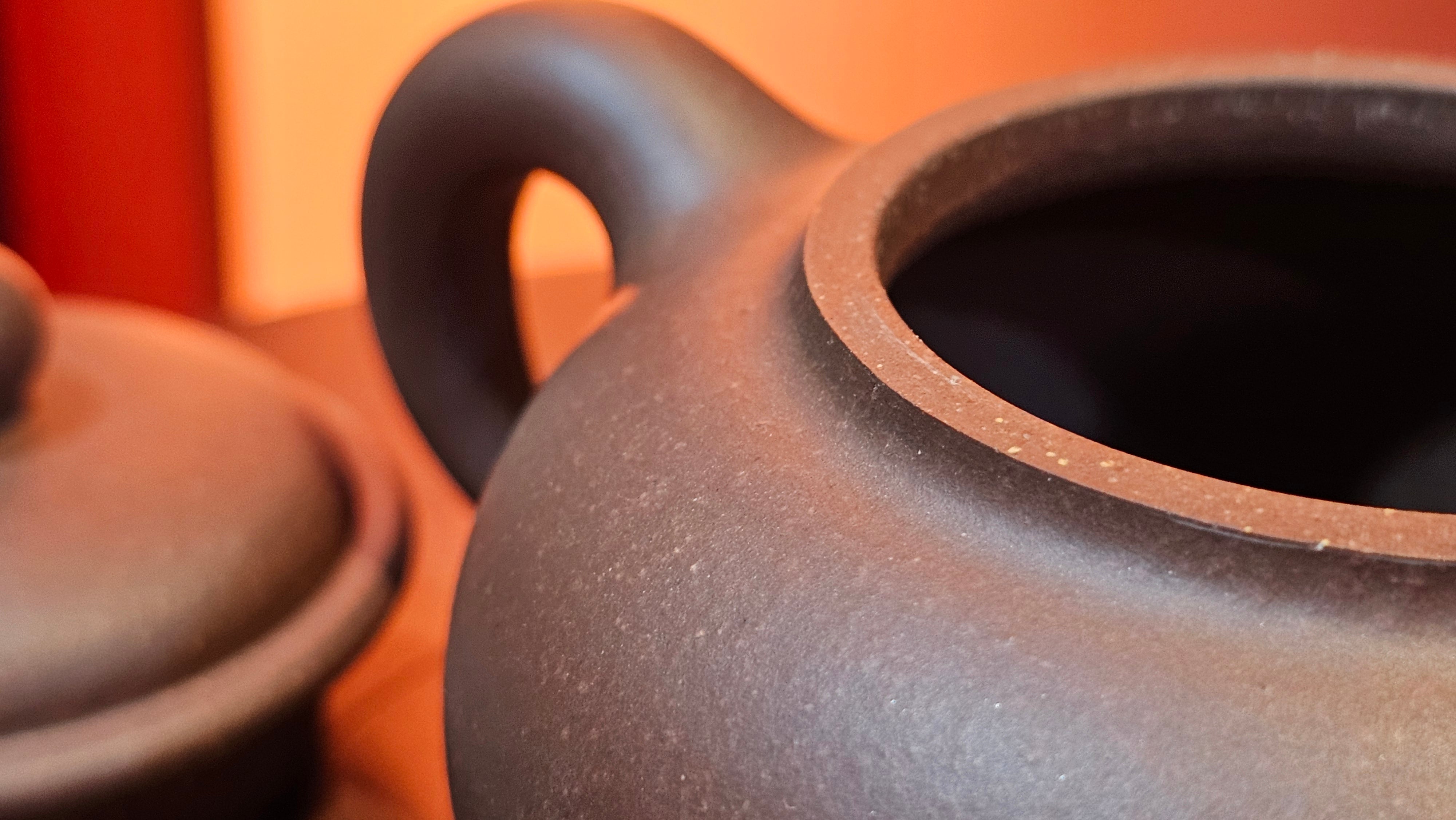 Xuan Zhu Hu 玄珠壶, 140.1ml, Zi Ni 紫泥, by our Craftsman Fan Xiao Zhi 范小智 ~ Congratulations!to Mr A.D., 1954hrs 9th Sept 2025, Old Bridge, NJ!