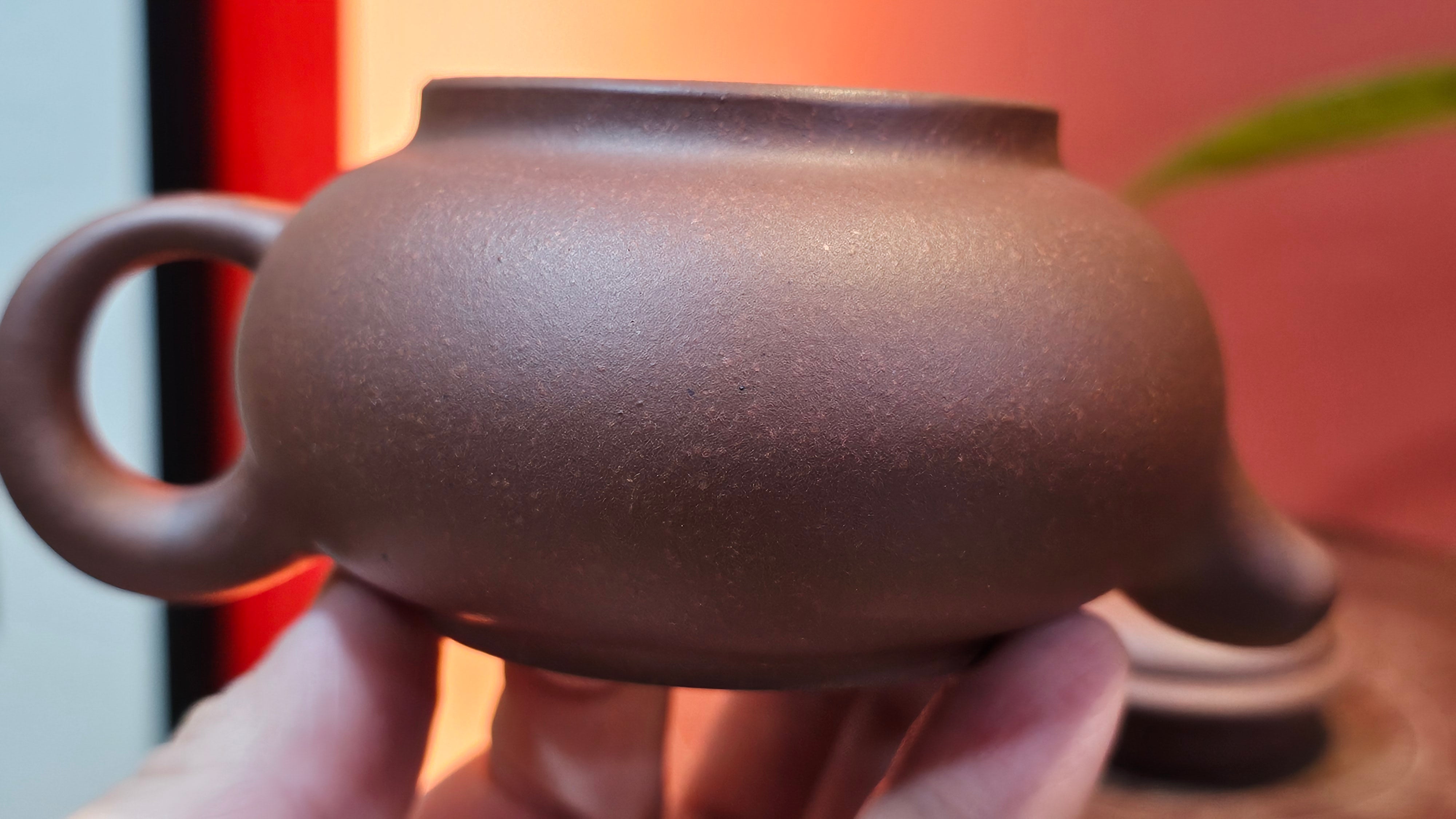 Xuan Zhu Hu 玄珠壶, 140.1ml, Zi Ni 紫泥, by our Craftsman Fan Xiao Zhi 范小智 ~ Congratulations!to Mr A.D., 1954hrs 9th Sept 2025, Old Bridge, NJ!