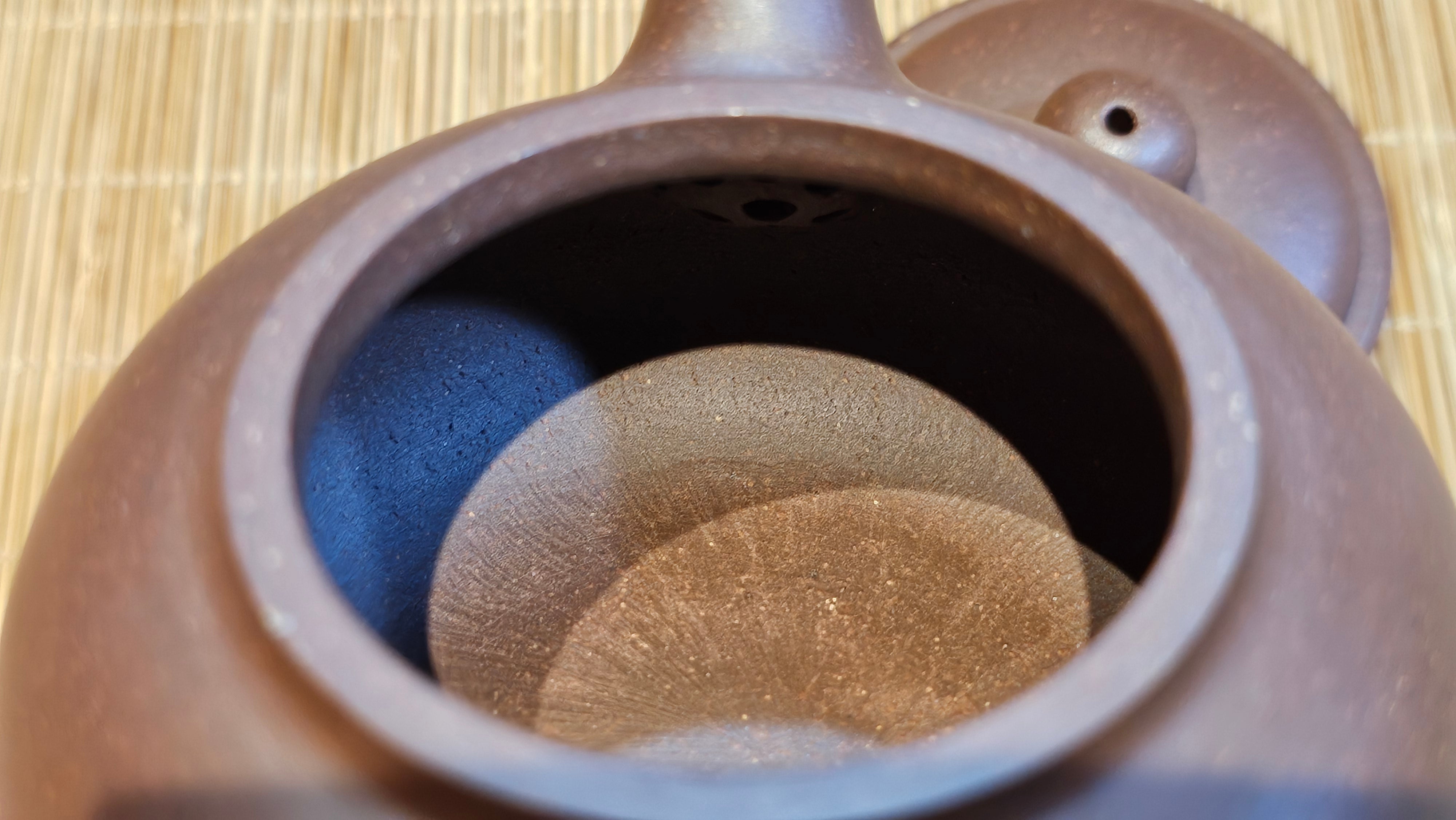 Xuan Zhu Hu 玄珠壶, 140.1ml, Zi Ni 紫泥, by our Craftsman Fan Xiao Zhi 范小智 ~ Congratulations!to Mr A.D., 1954hrs 9th Sept 2025, Old Bridge, NJ!