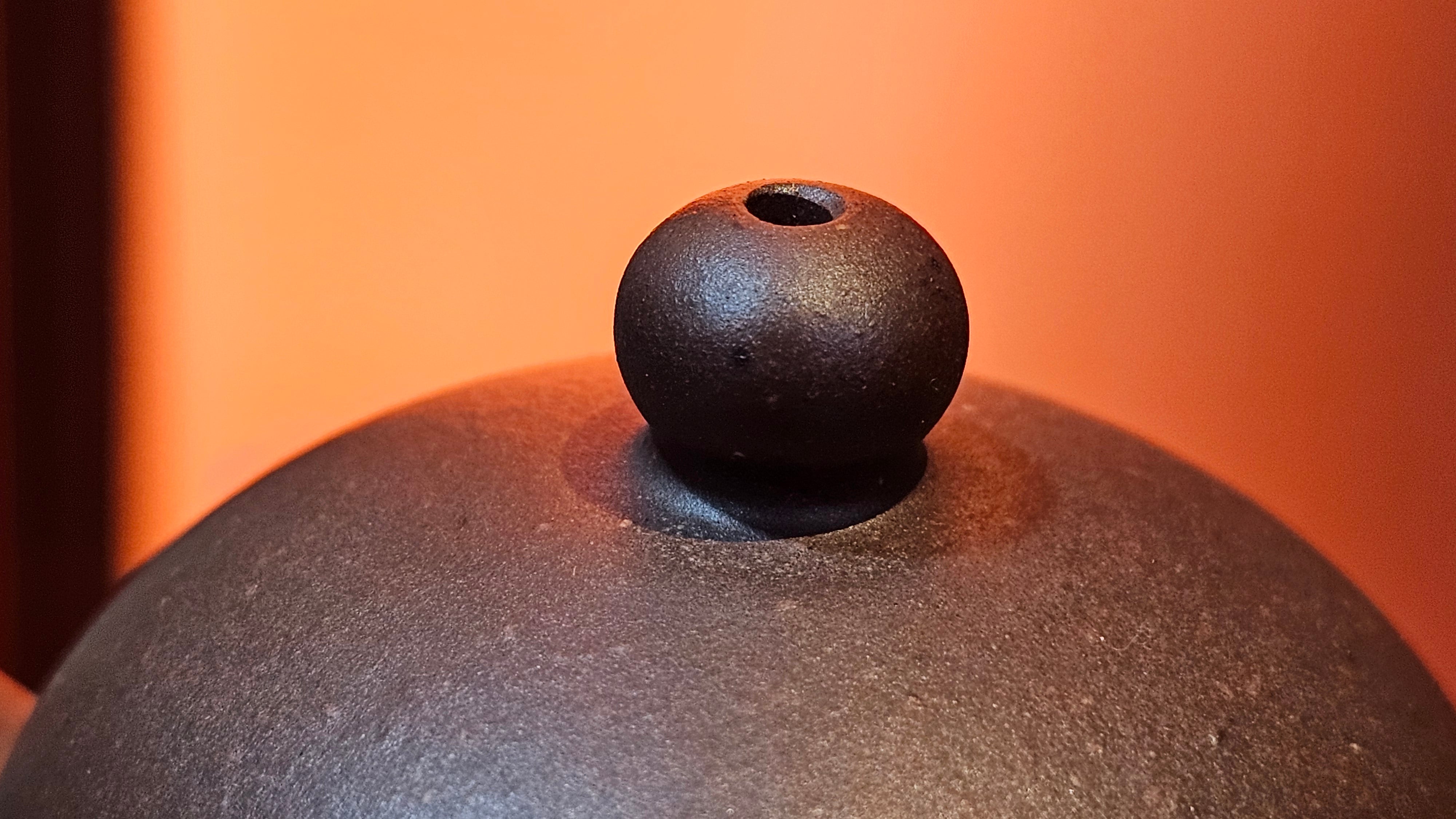 Gao Pan 高番, 136.1ml (very well-weighted bottom, stable!), Zi Ni (Low Sieve Count) 紫泥(低目数), by our Craftsman Fan Xiao Zhi 范小智 ~!Congratulations to!Ms N.S., 1608hrs 24th Sept 2025, Los Angeles, CA!