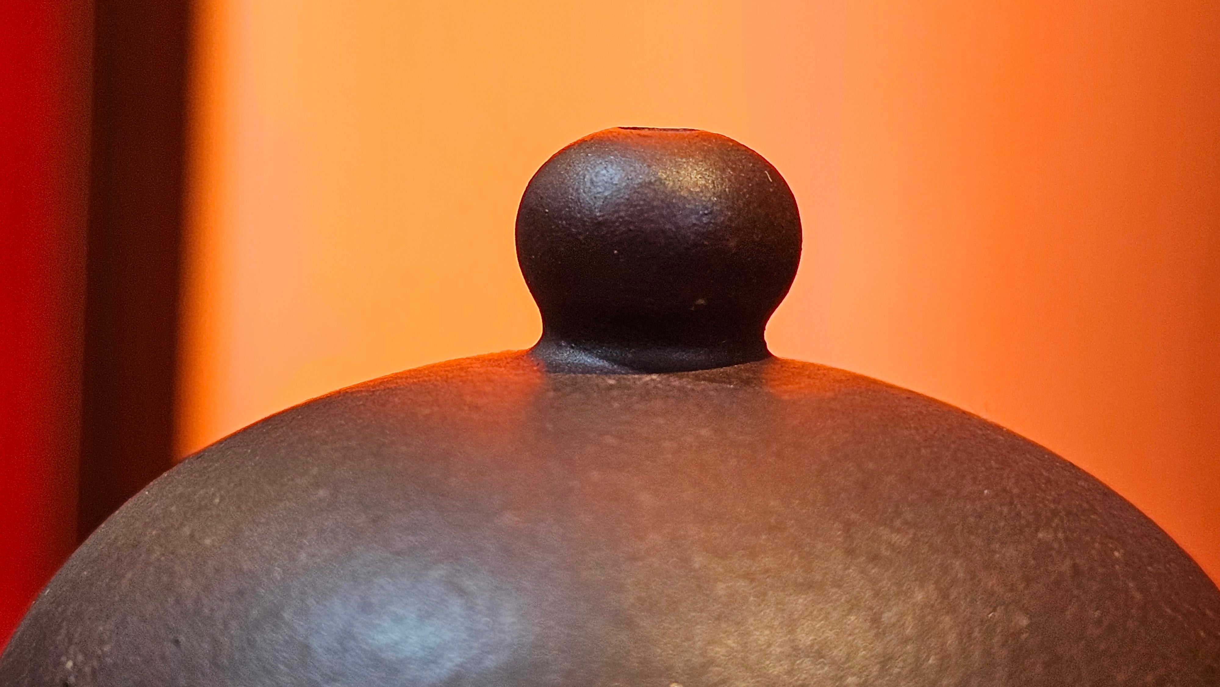 Gao Pan 高番, 136.1ml (very well-weighted bottom, stable!), Zi Ni (Low Sieve Count) 紫泥(低目数), by our Craftsman Fan Xiao Zhi 范小智 ~!Congratulations to!Ms N.S., 1608hrs 24th Sept 2025, Los Angeles, CA!