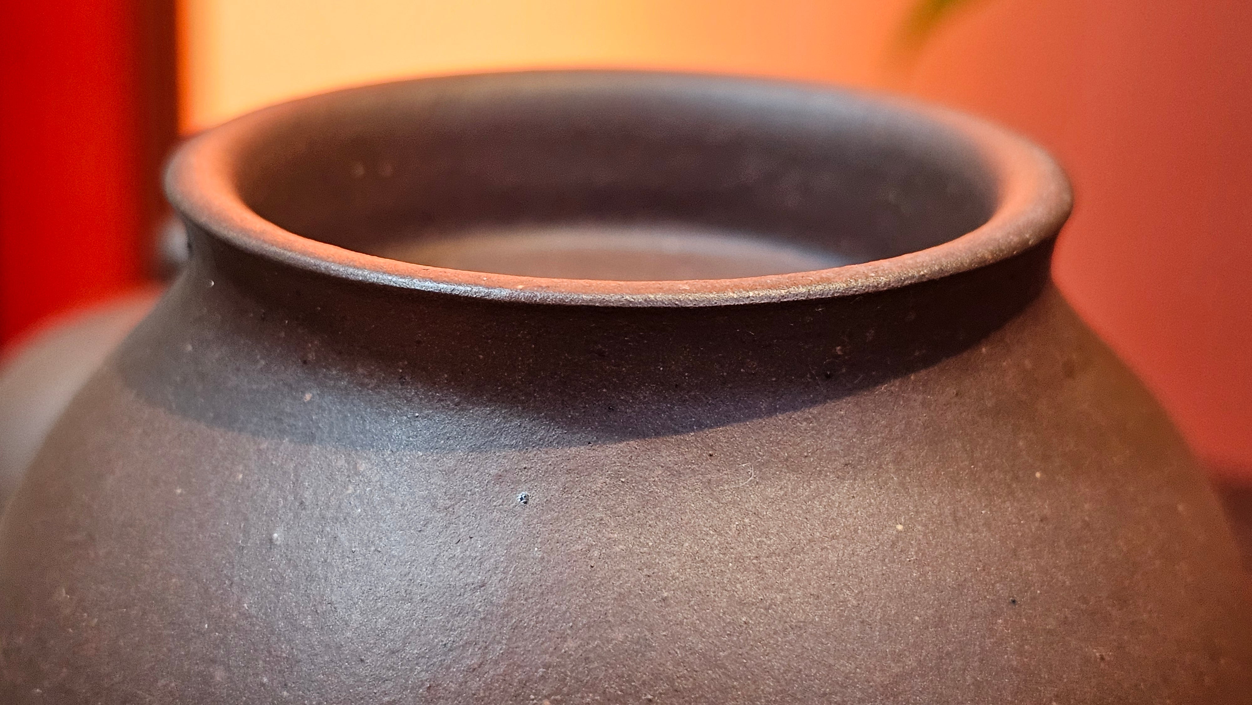 Gao Pan 高番, 136.1ml (very well-weighted bottom, stable!), Zi Ni (Low Sieve Count) 紫泥(低目数), by our Craftsman Fan Xiao Zhi 范小智 ~!Congratulations to!Ms N.S., 1608hrs 24th Sept 2025, Los Angeles, CA!