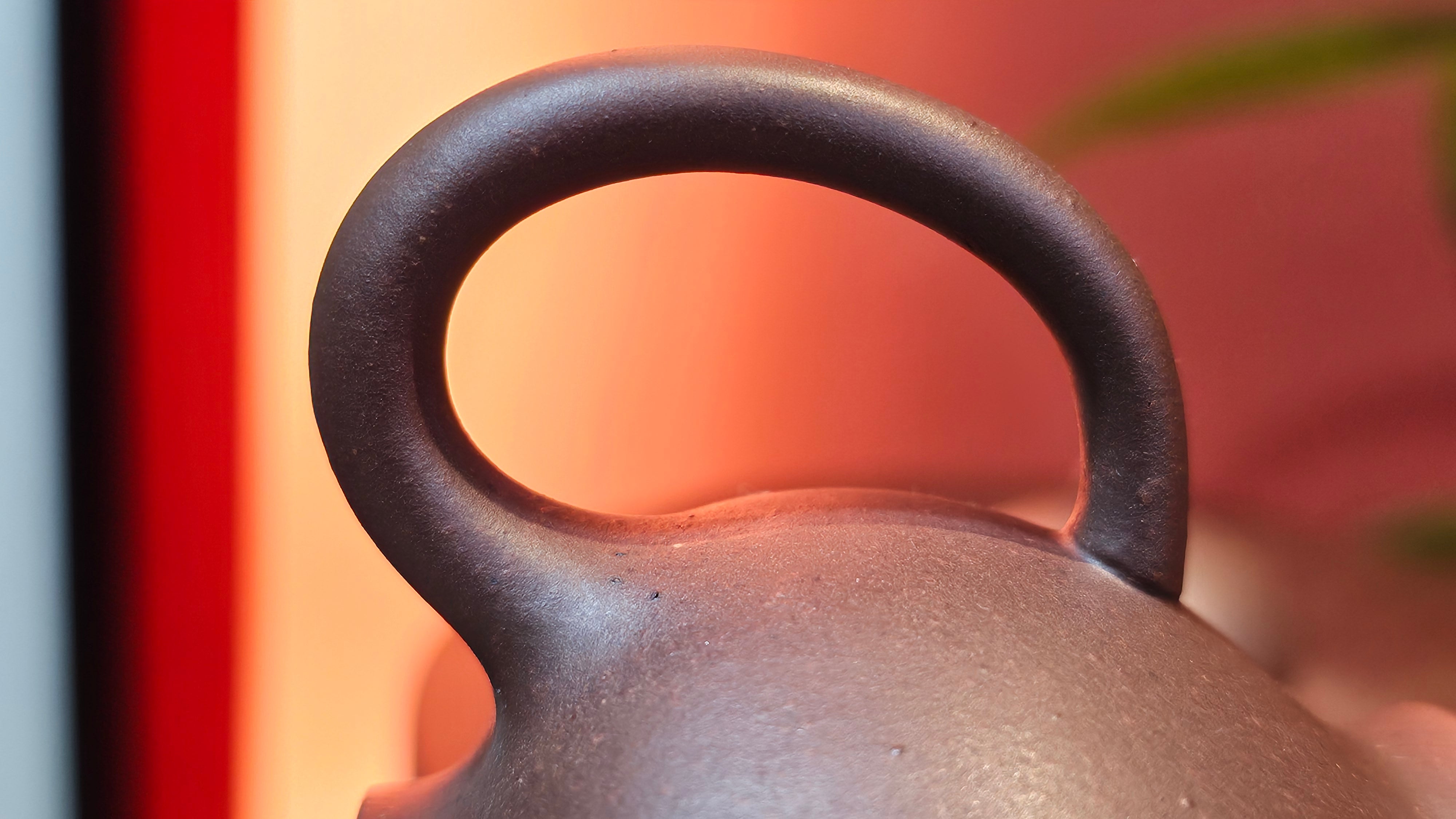 Gao Pan 高番, 136.1ml (very well-weighted bottom, stable!), Zi Ni (Low Sieve Count) 紫泥(低目数), by our Craftsman Fan Xiao Zhi 范小智 ~!Congratulations to!Ms N.S., 1608hrs 24th Sept 2025, Los Angeles, CA!